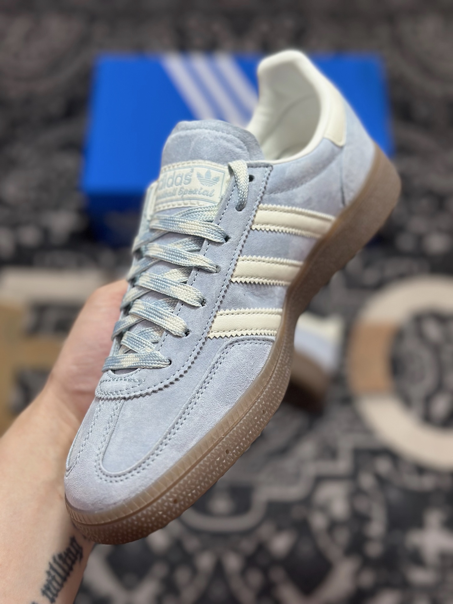A7200 优选 原装级别 Adidas Handball Spezial 复古单品 阿迪达斯经典款复古休闲板鞋 KI5933-Chinese UA Cheap High Quatity Brand Clothes Bags handbags Sneakers wholesale wholesaler seller from China Factory suppliers Fashion Clothing Shoes best Quality Beautiful Price A7200 优选 原装级别 Adidas Handball Spezial 复古单品 阿迪达斯经典款复古休闲板鞋 KI5933