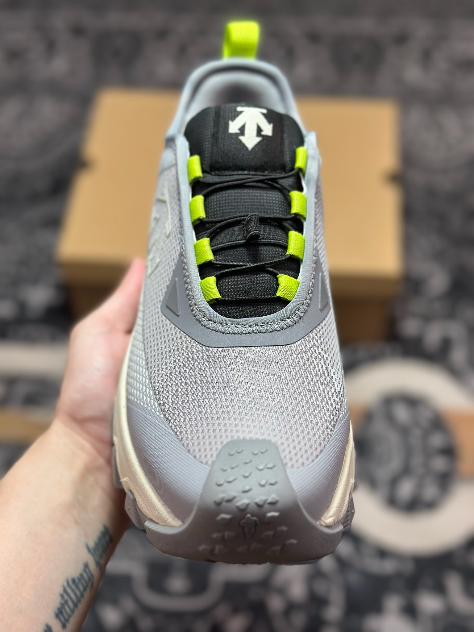 B3260 原装级别 迪桑特DESCENTE SKI STYLE系列 SNOW RIDE 潮流运动 D5131SSN51-Chinese UA Cheap High Quatity Brand Clothes Bags handbags Sneakers wholesale wholesaler seller from China Factory suppliers Fashion Clothing Shoes best Quality Beautiful Price B3260 原装级别 迪桑特DESCENTE SKI STYLE系列 SNOW RIDE 潮流运动 D5131SSN51