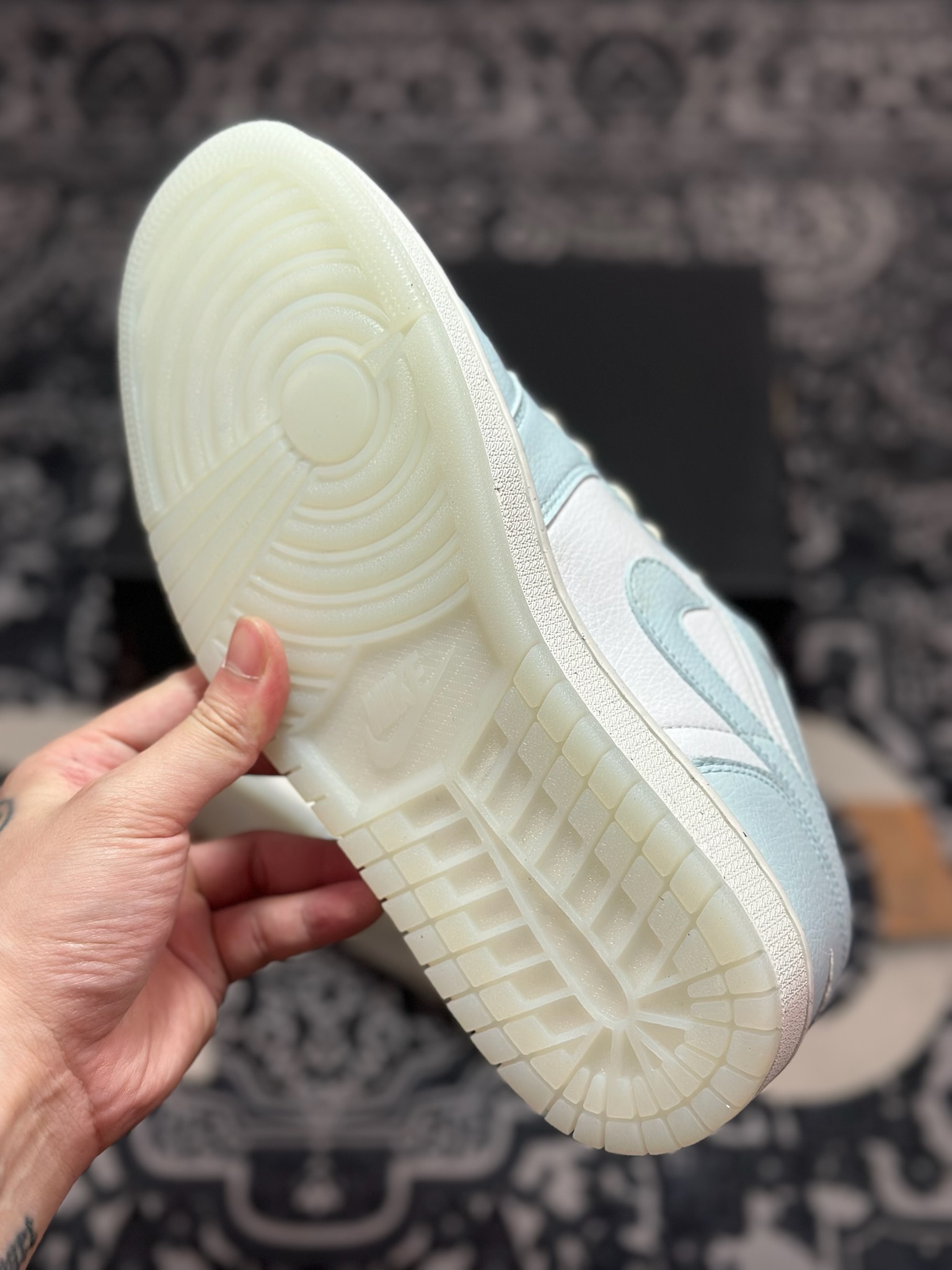 A6200 原装级别 Air Jordan 1 Low AJ1 乔1低帮休闲板鞋 浅蓝白 HJ5999-400-Chinese UA Cheap High Quatity Brand Clothes Bags handbags Sneakers wholesale wholesaler seller from China Factory suppliers Fashion Clothing Shoes best Quality Beautiful Price A6200 原装级别 Air Jordan 1 Low AJ1 乔1低帮休闲板鞋 浅蓝白 HJ5999-400