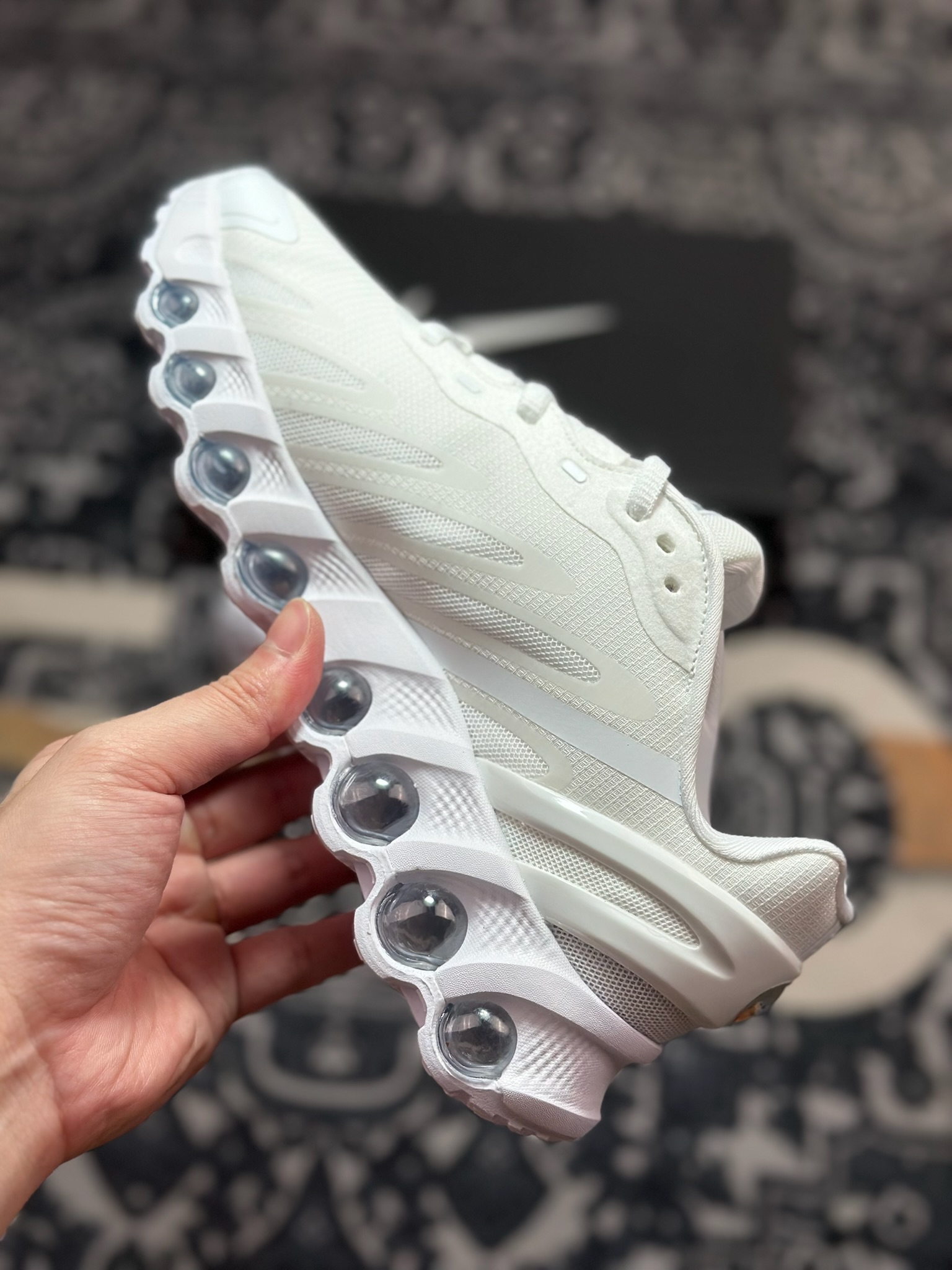 A6190 原装级别 Nk Air Max Dn8 耐克运动舒适减震气垫跑步鞋 HF5509-900-Chinese UA Cheap High Quatity Brand Clothes Bags handbags Sneakers wholesale wholesaler seller from China Factory suppliers Fashion Clothing Shoes best Quality Beautiful Price A6190 原装级别 Nk Air Max Dn8 耐克运动舒适减震气垫跑步鞋 HF5509-900