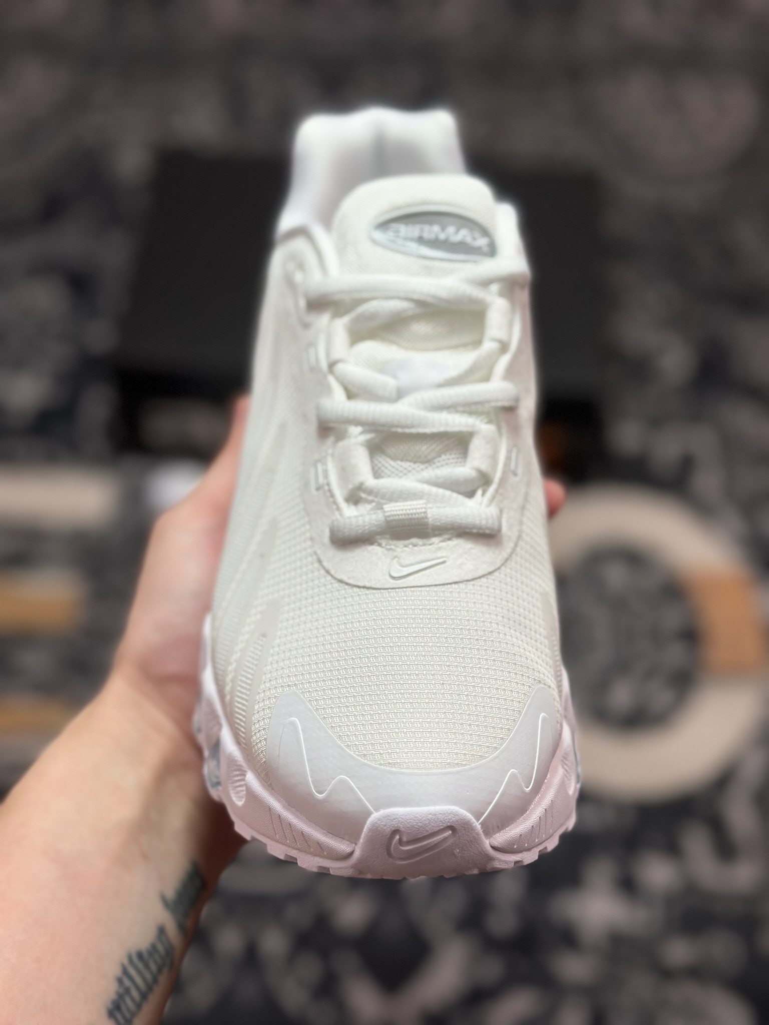 A6190 原装级别 Nk Air Max Dn8 耐克运动舒适减震气垫跑步鞋 HF5509-900-Chinese UA Cheap High Quatity Brand Clothes Bags handbags Sneakers wholesale wholesaler seller from China Factory suppliers Fashion Clothing Shoes best Quality Beautiful Price A6190 原装级别 Nk Air Max Dn8 耐克运动舒适减震气垫跑步鞋 HF5509-900