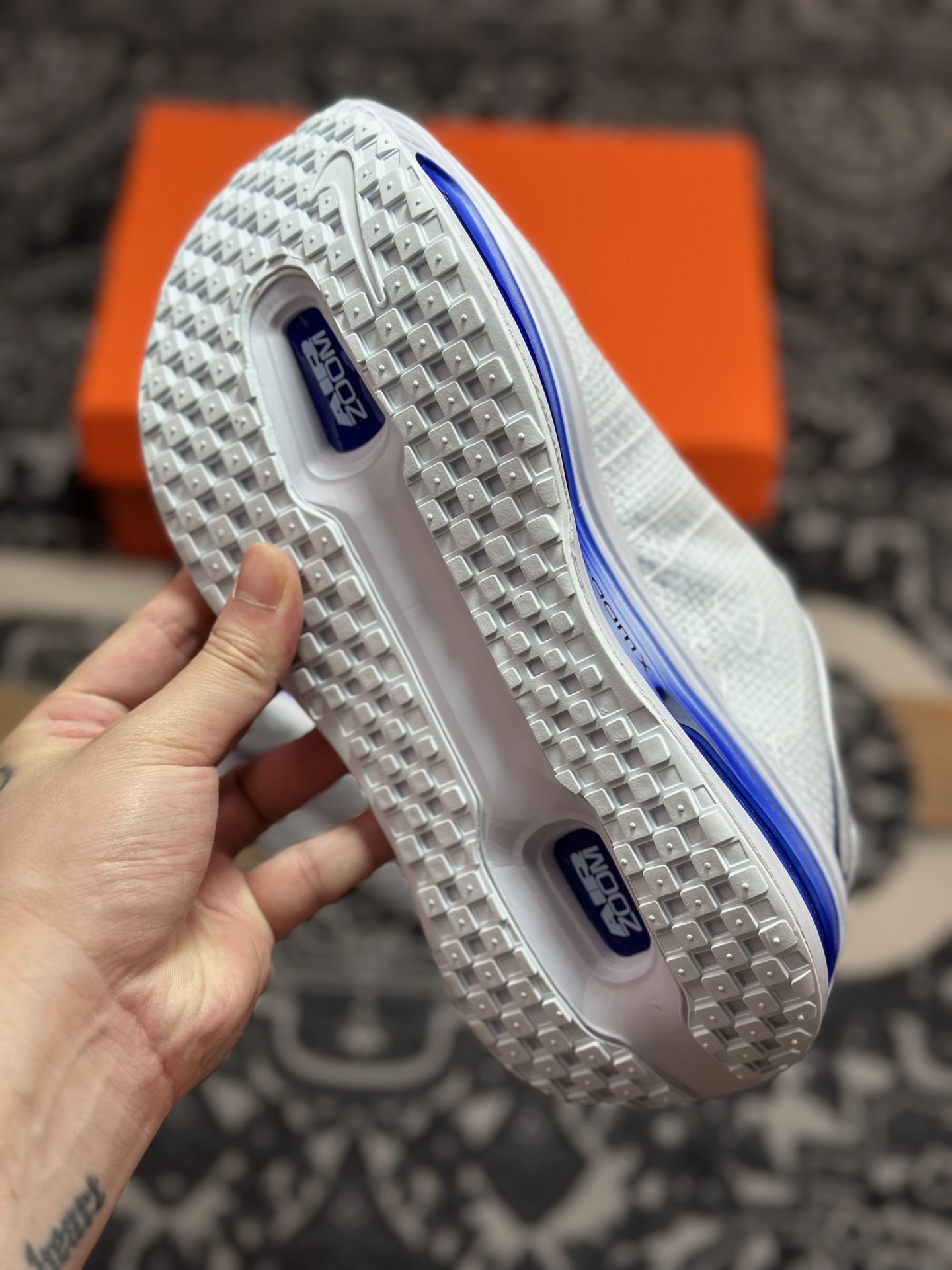 A9220 原装级别 Nike ZOOM PREMIUM 耐克 飞马 舒适减震防滑 低帮跑步鞋 FN8453-011-Chinese UA Cheap High Quatity Brand Clothes Bags handbags Sneakers wholesale wholesaler seller from China Factory suppliers Fashion Clothing Shoes best Quality Beautiful Price A9220 原装级别 Nike ZOOM PREMIUM 耐克 飞马 舒适减震防滑 低帮跑步鞋 FN8453-011