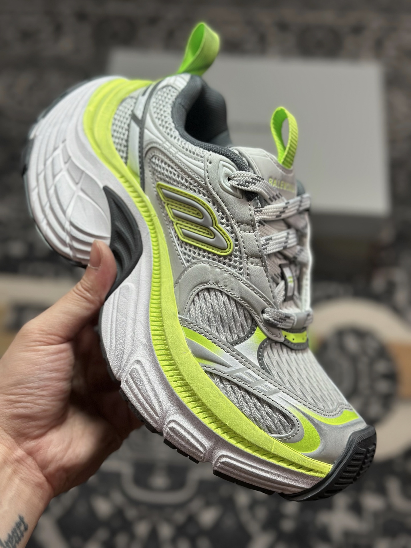 C7420 巴黎世家BALENCIAGA Cargo Sneaker 10XL船型系列低帮复古阔型运动鞋“荧光灰做旧”815853 W2MV2 1937 6XL