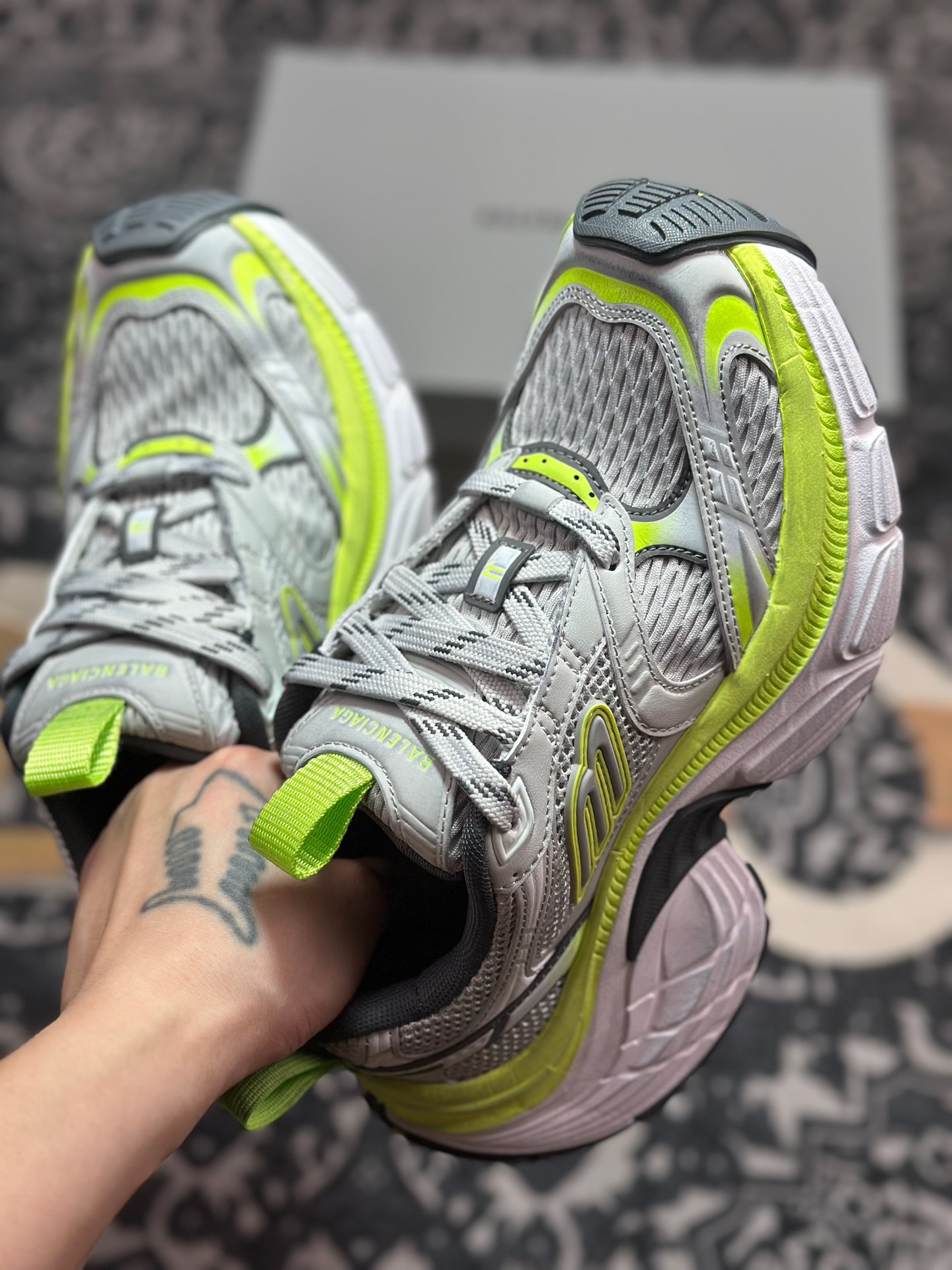 C7420 巴黎世家BALENCIAGA Cargo Sneaker 10XL船型系列低帮复古阔型运动鞋“荧光灰做旧”815853 W2MV2 1937 6XL