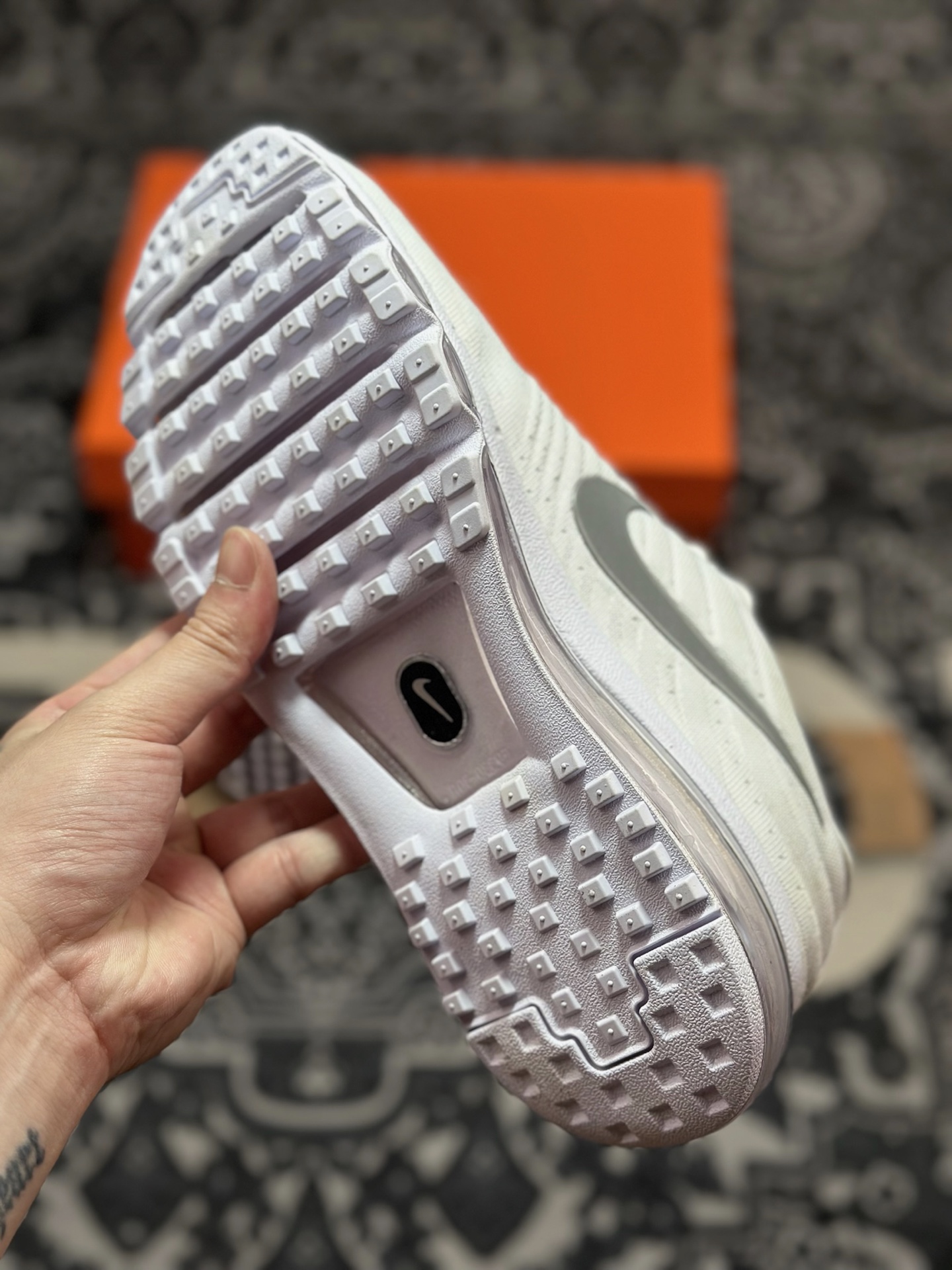 A5180 原厂级别 Nike Air Max 2017 全掌气垫鞋 849560-009-Chinese UA Cheap High Quatity Brand Clothes Bags handbags Sneakers wholesale wholesaler seller from China Factory suppliers Fashion Clothing Shoes best Quality Beautiful Price A5180 原厂级别 Nike Air Max 2017 全掌气垫鞋 849560-009