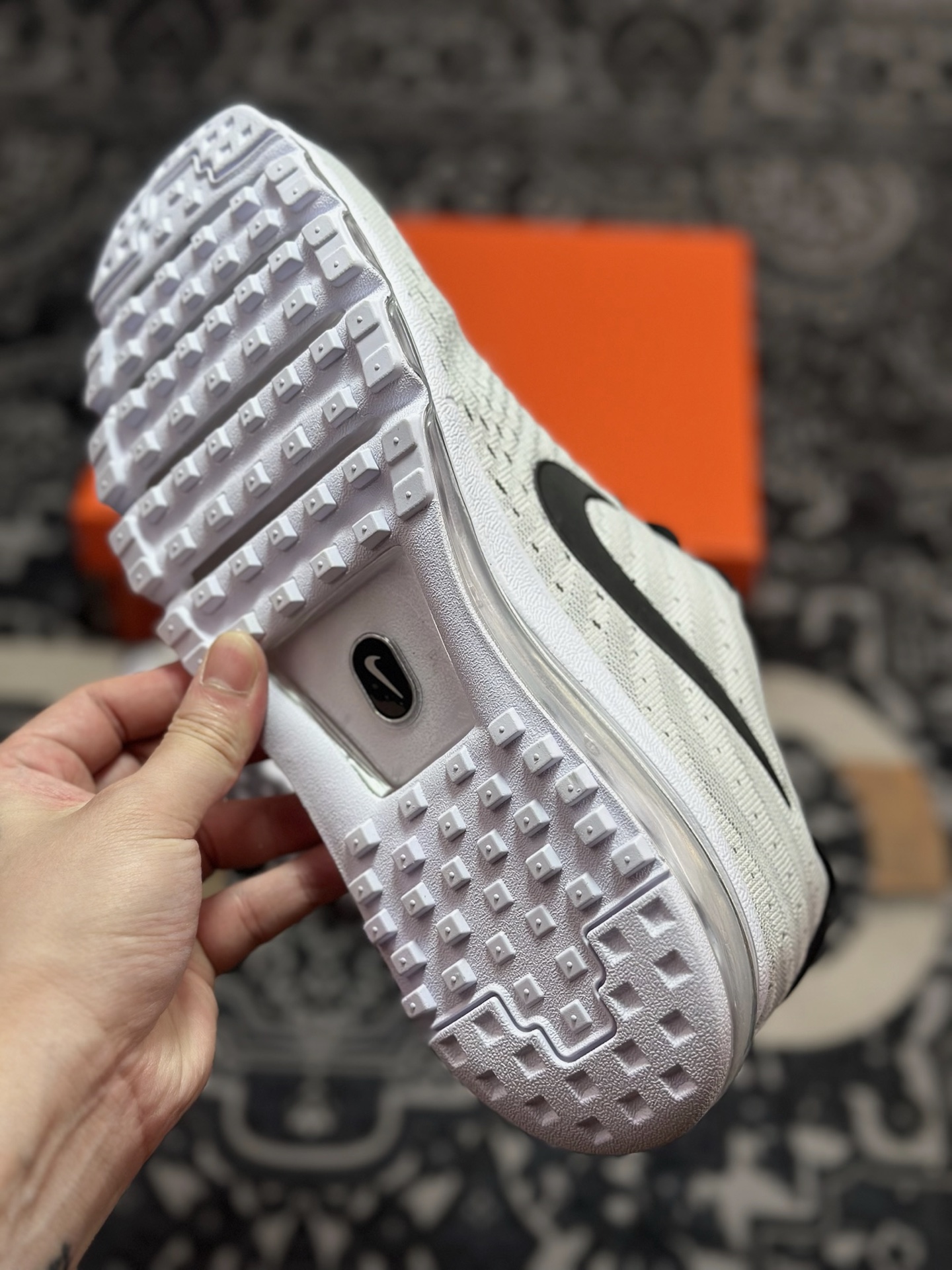A5180 原厂级别 Nike Air Max 2017 全掌气垫鞋 849559-100-Chinese UA Cheap High Quatity Brand Clothes Bags handbags Sneakers wholesale wholesaler seller from China Factory suppliers Fashion Clothing Shoes best Quality Beautiful Price A5180 原厂级别 Nike Air Max 2017 全掌气垫鞋 849559-100