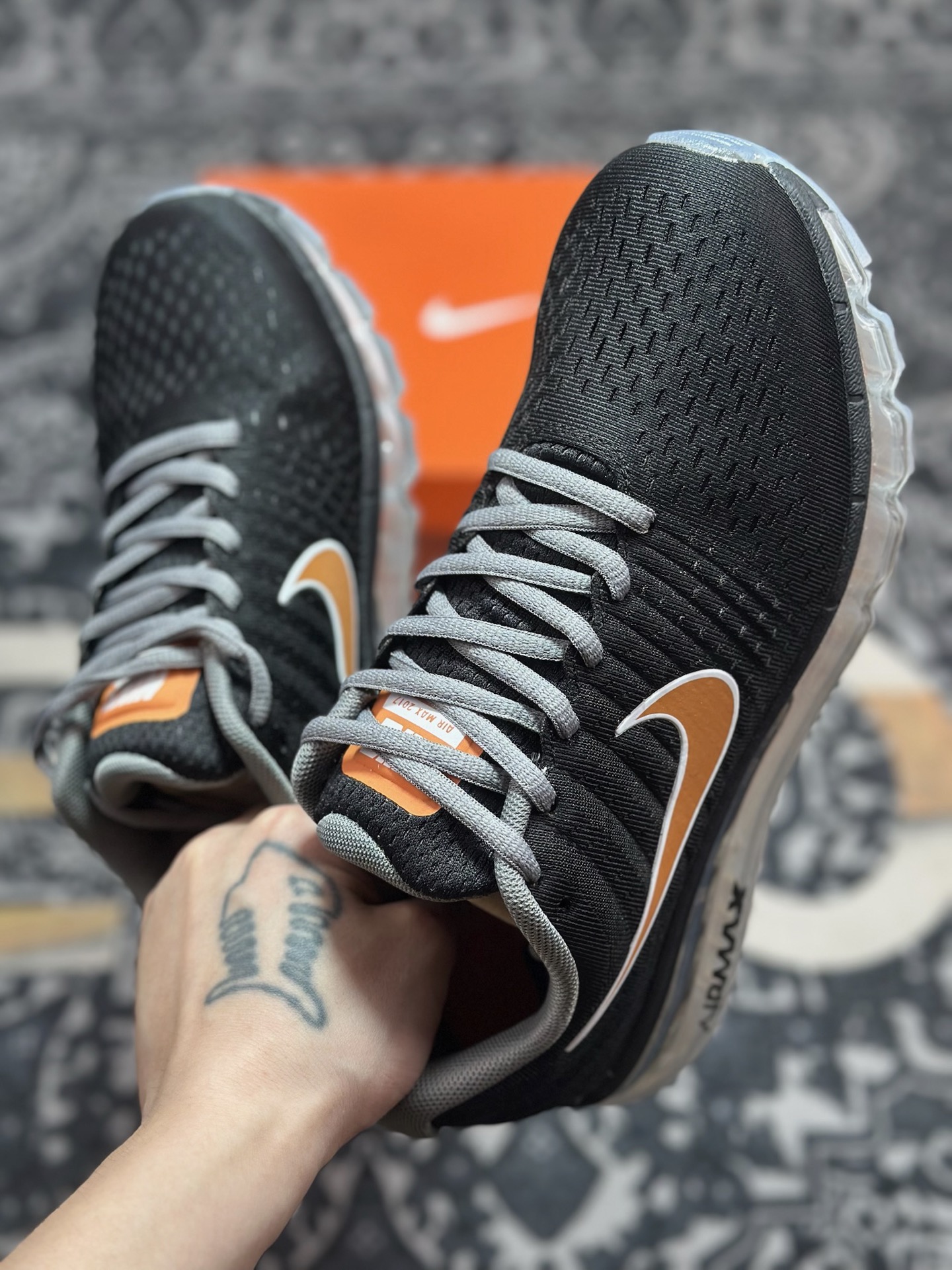 A5180 原厂级别 Nike Air Max 2017 全掌气垫鞋 849560-008-Chinese UA Cheap High Quatity Brand Clothes Bags handbags Sneakers wholesale wholesaler seller from China Factory suppliers Fashion Clothing Shoes best Quality Beautiful Price A5180 原厂级别 Nike Air Max 2017 全掌气垫鞋 849560-008