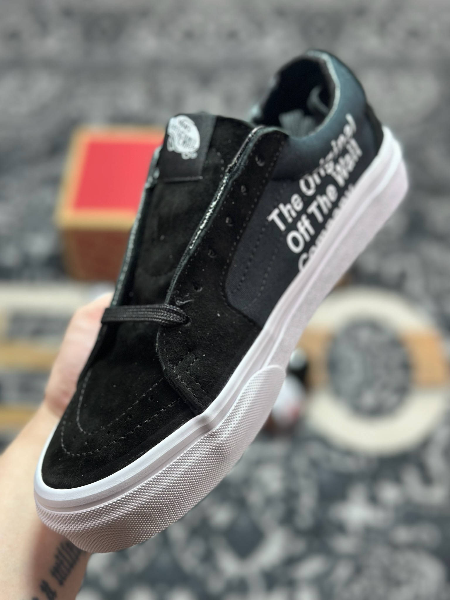 A3150 Vans Sk8-Low 黑白字母 范斯官方 防滑耐磨硫化帆布鞋 VN0A5KXDY28-Chinese UA Cheap High Quatity Brand Clothes Bags handbags Sneakers wholesale wholesaler seller from China Factory suppliers Fashion Clothing Shoes best Quality Beautiful Price A3150 Vans Sk8-Low 黑白字母 范斯官方 防滑耐磨硫化帆布鞋 VN0A5KXDY28