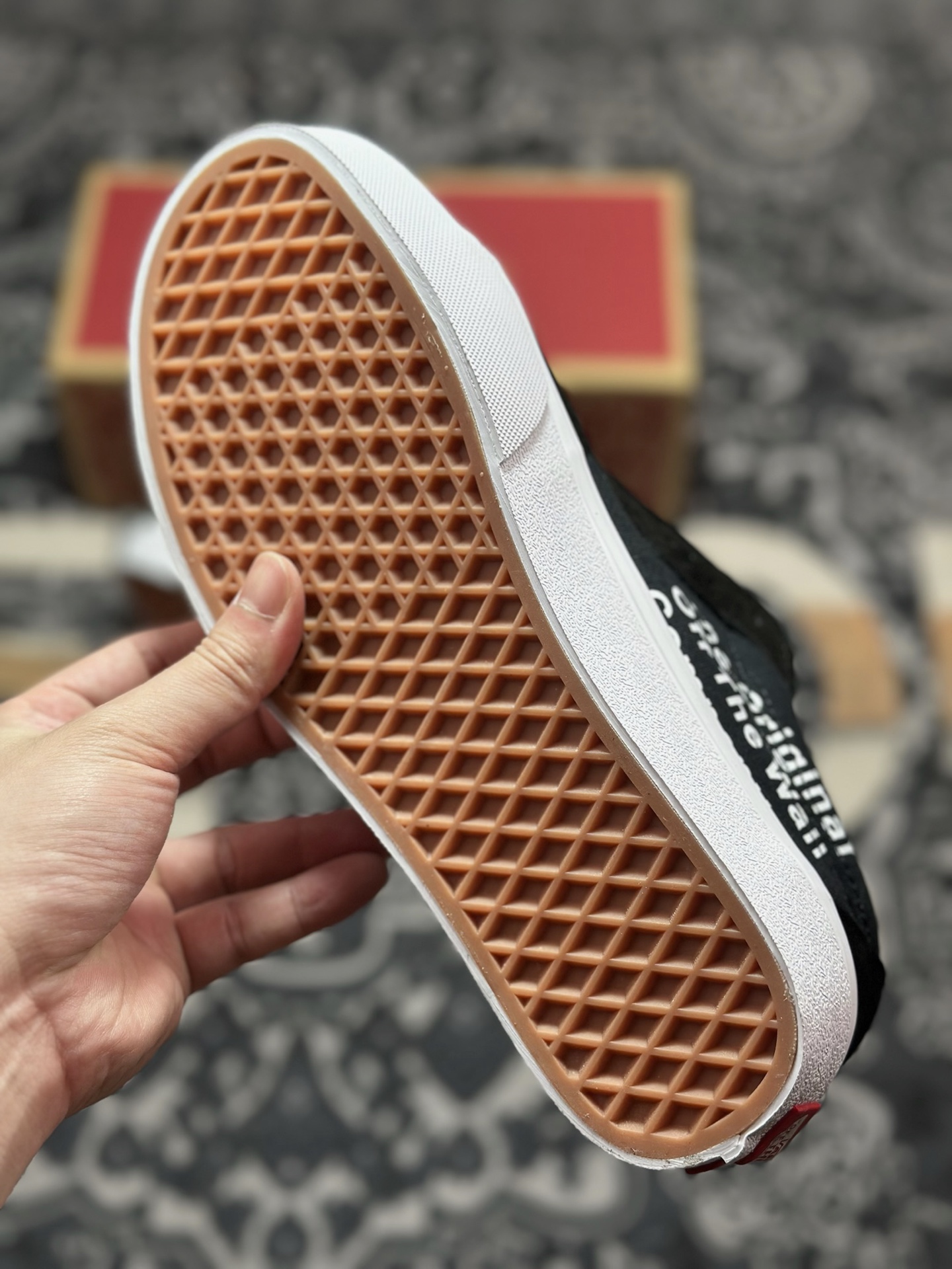 A3150 Vans Sk8-Low 黑白字母 范斯官方 防滑耐磨硫化帆布鞋 VN0A5KXDY28-Chinese UA Cheap High Quatity Brand Clothes Bags handbags Sneakers wholesale wholesaler seller from China Factory suppliers Fashion Clothing Shoes best Quality Beautiful Price A3150 Vans Sk8-Low 黑白字母 范斯官方 防滑耐磨硫化帆布鞋 VN0A5KXDY28