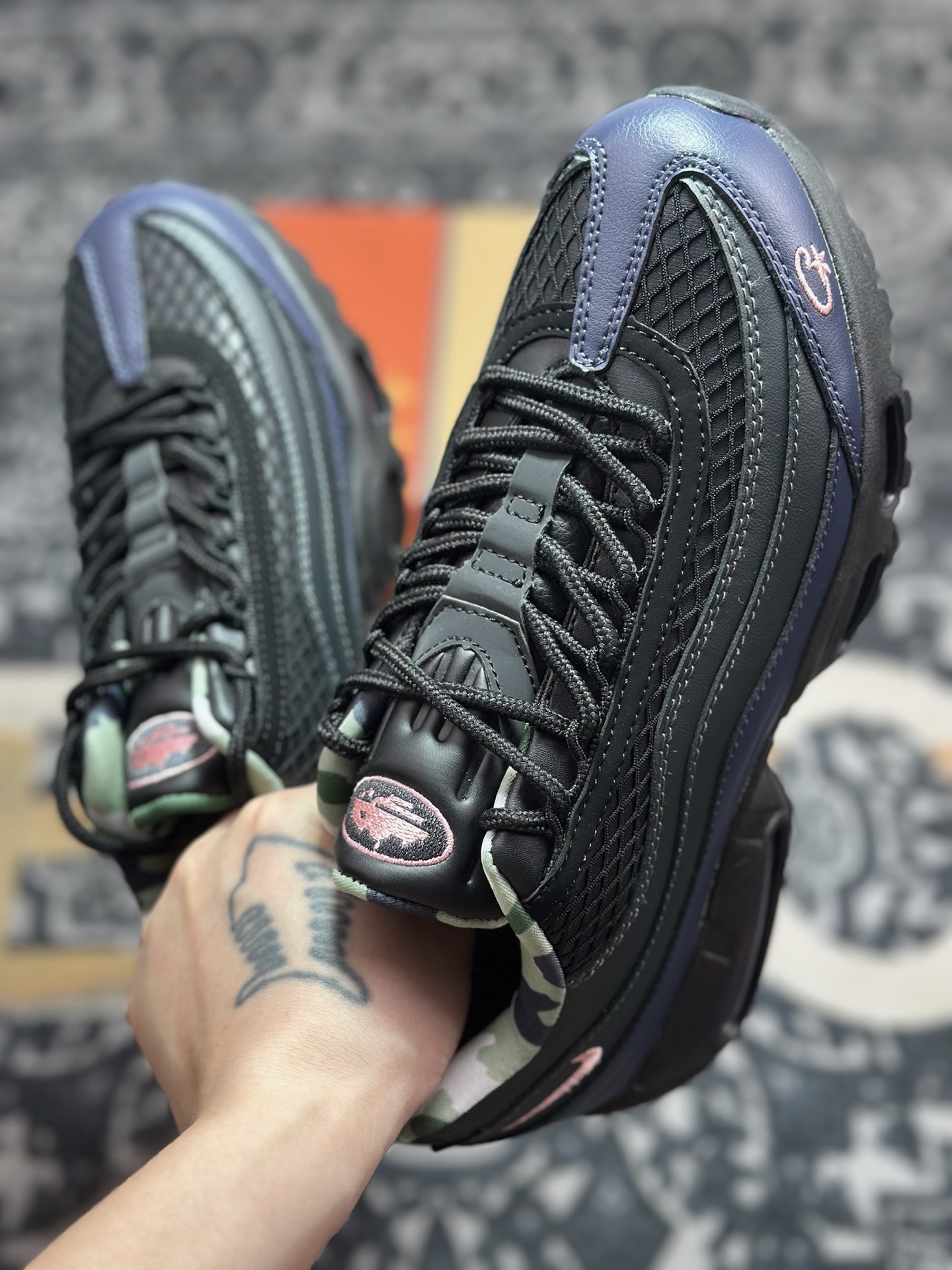 A820 Corteiz x NK Air Max 95 黑蓝粉 FB2709-001-Chinese UA Cheap High Quatity Brand Clothes Bags handbags Sneakers wholesale wholesaler seller from China Factory suppliers Fashion Clothing Shoes best Quality Beautiful Price A820 Corteiz x NK Air Max 95 黑蓝粉 FB2709-001