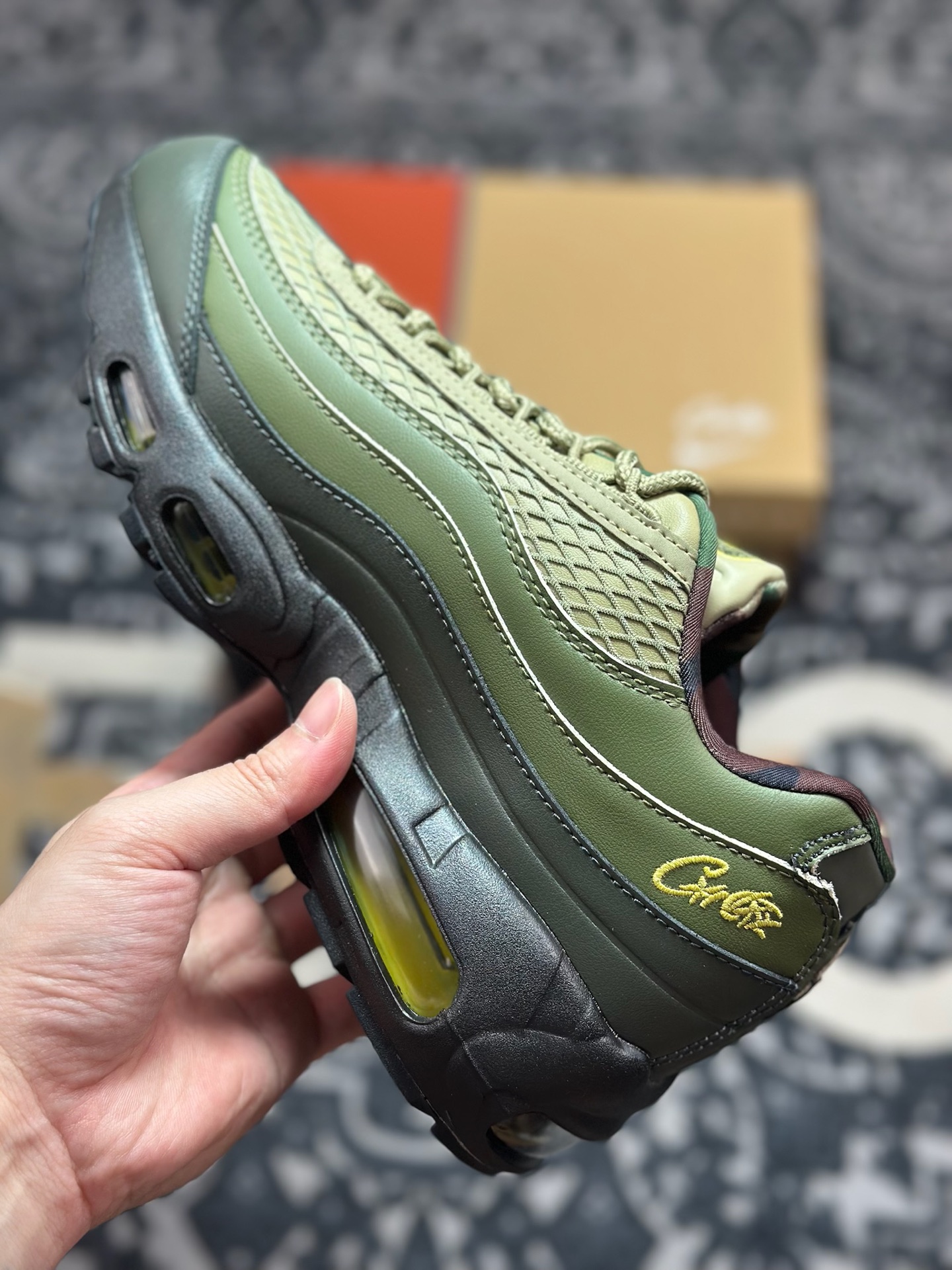 Corteiz x NK Air Max 95 军绿色 FB2709-300