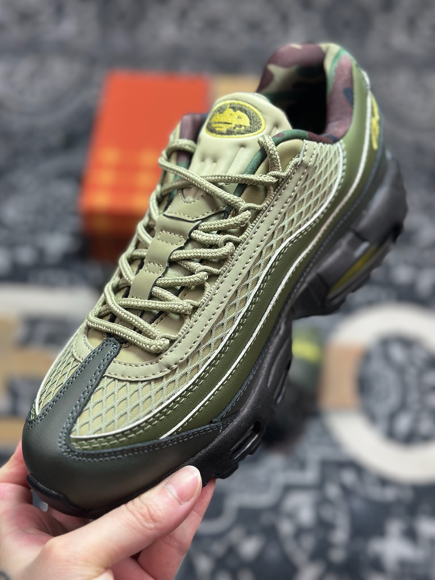 Corteiz x NK Air Max 95 军绿色 FB2709-300