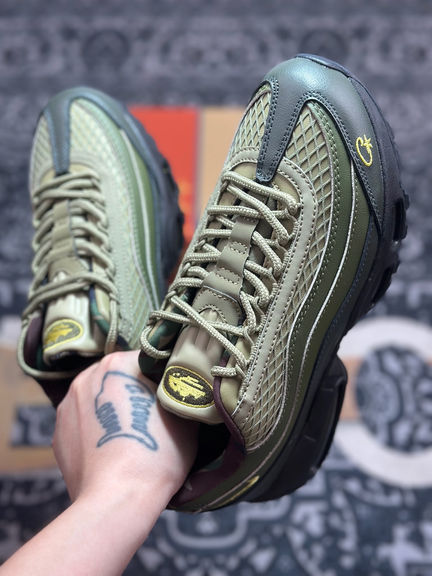 Corteiz x NK Air Max 95 军绿色 FB2709-300