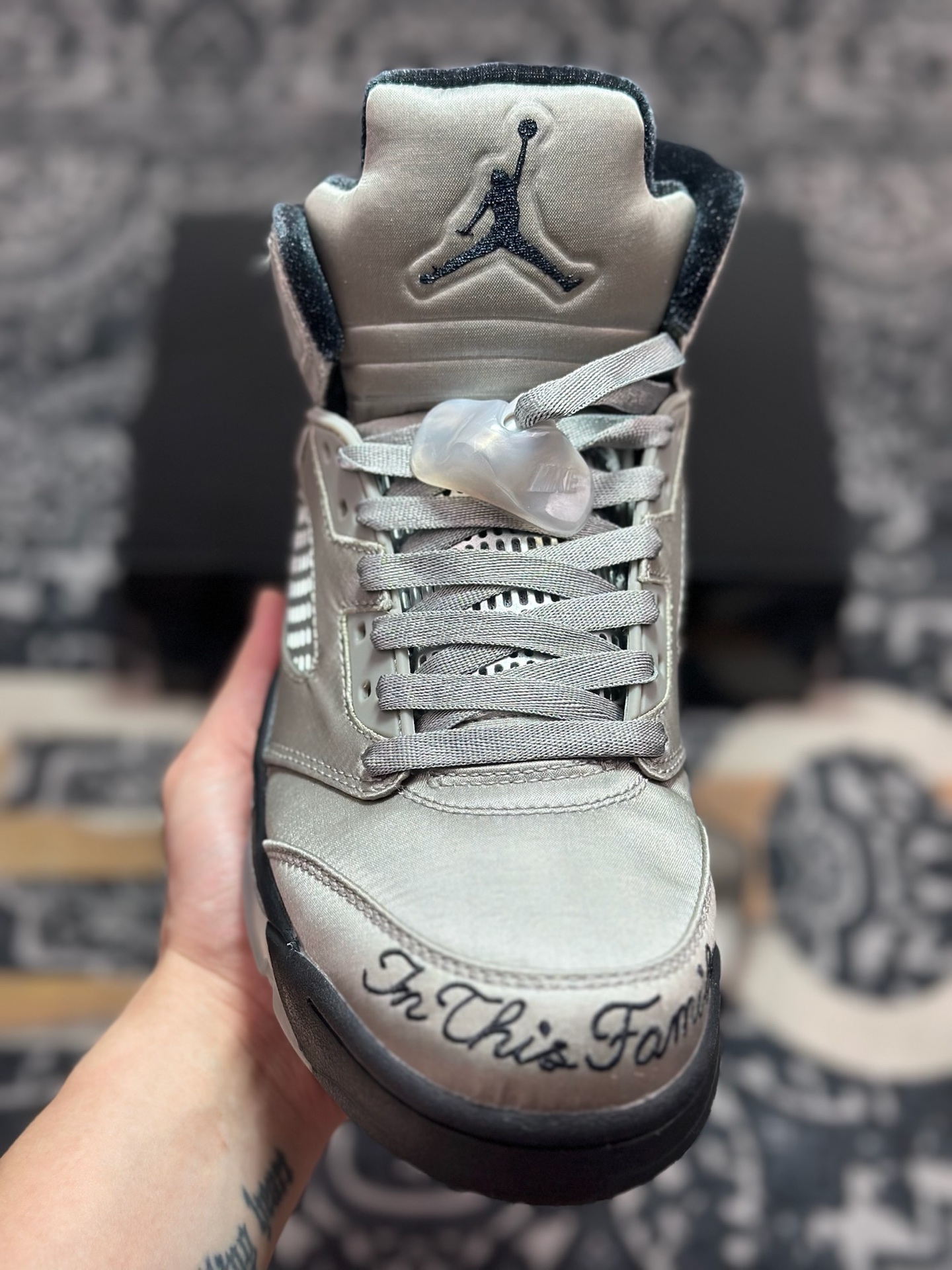 C230 Air Jordan 5 Wings “Medium Grey/Black”灰黑色 IO2038-001-Chinese UA Cheap High Quatity Brand Clothes Bags handbags Sneakers wholesale wholesaler seller from China Factory suppliers Fashion Clothing Shoes best Quality Beautiful Price C230 Air Jordan 5 Wings “Medium Grey/Black”灰黑色 IO2038-001