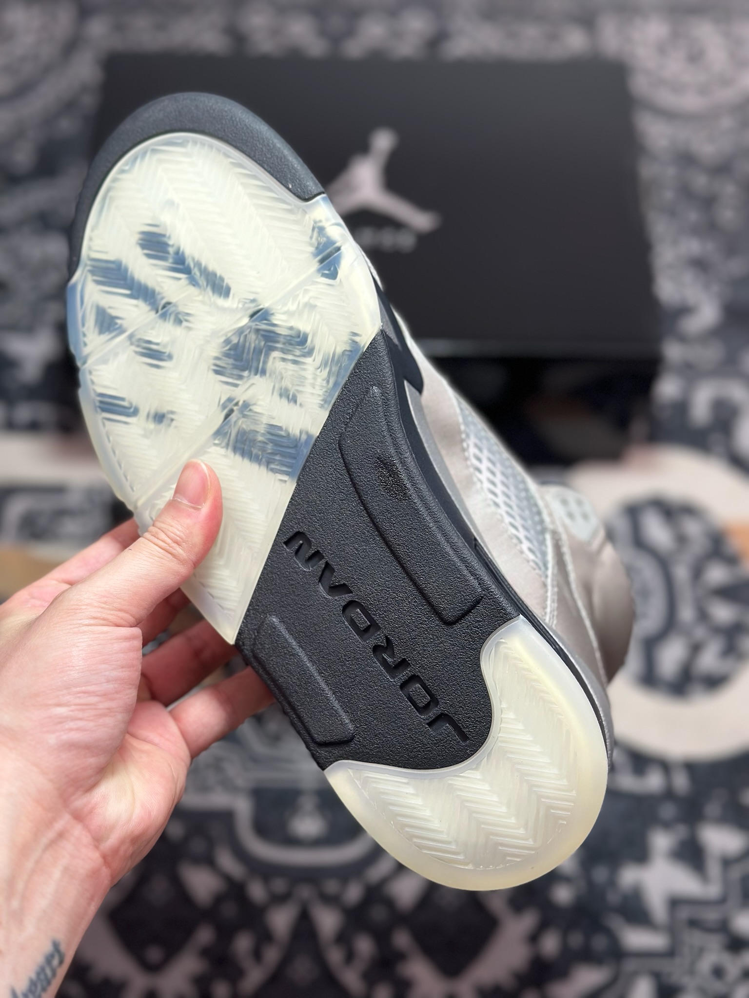 C230 Air Jordan 5 Wings “Medium Grey/Black”灰黑色 IO2038-001-Chinese UA Cheap High Quatity Brand Clothes Bags handbags Sneakers wholesale wholesaler seller from China Factory suppliers Fashion Clothing Shoes best Quality Beautiful Price C230 Air Jordan 5 Wings “Medium Grey/Black”灰黑色 IO2038-001