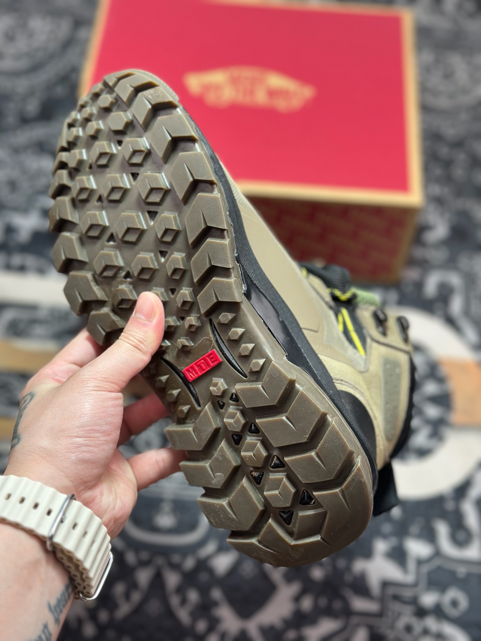 B580 Vans UltraRange Exo Hi Gore-tex Mte-3 万斯经典百搭休闲高帮板鞋户外靴-Chinese UA Cheap High Quatity Brand Clothes Bags handbags Sneakers wholesale wholesaler seller from China Factory suppliers Fashion Clothing Shoes best Quality Beautiful Price B580 Vans UltraRange Exo Hi Gore-tex Mte-3 万斯经典百搭休闲高帮板鞋户外靴