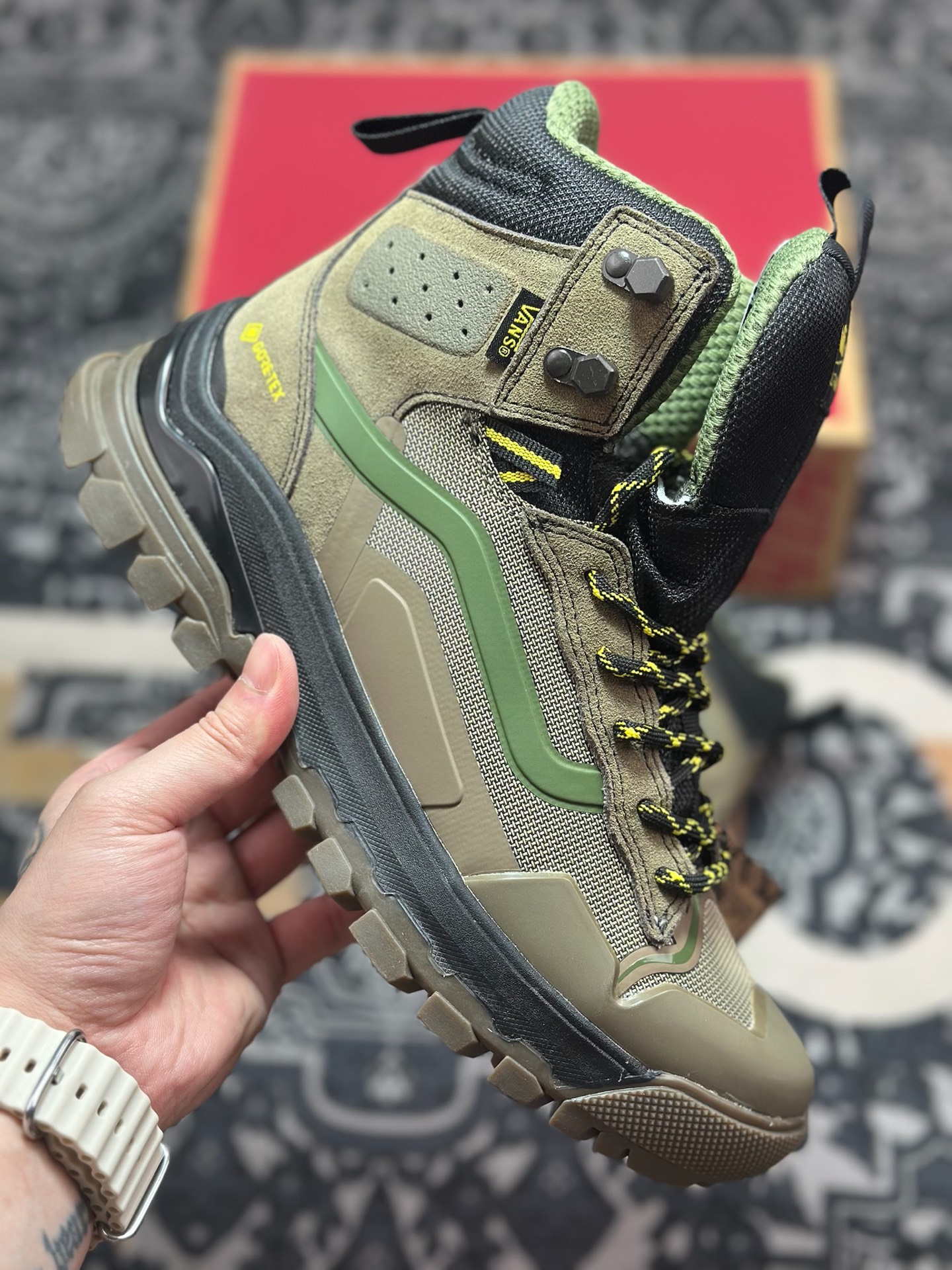 B580 Vans UltraRange Exo Hi Gore-tex Mte-3 万斯经典百搭休闲高帮板鞋户外靴-Chinese UA Cheap High Quatity Brand Clothes Bags handbags Sneakers wholesale wholesaler seller from China Factory suppliers Fashion Clothing Shoes best Quality Beautiful Price B580 Vans UltraRange Exo Hi Gore-tex Mte-3 万斯经典百搭休闲高帮板鞋户外靴