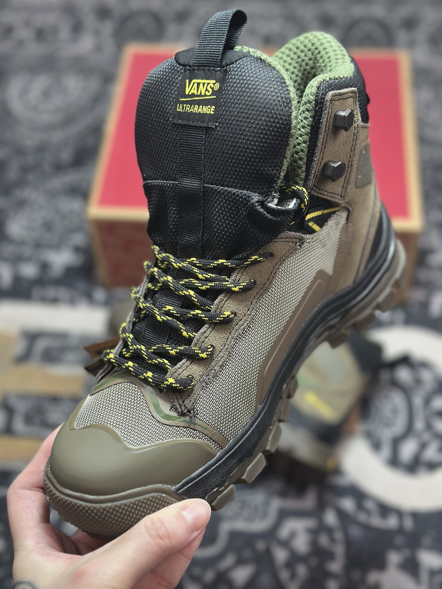 B580 Vans UltraRange Exo Hi Gore-tex Mte-3 万斯经典百搭休闲高帮板鞋户外靴-Chinese UA Cheap High Quatity Brand Clothes Bags handbags Sneakers wholesale wholesaler seller from China Factory suppliers Fashion Clothing Shoes best Quality Beautiful Price B580 Vans UltraRange Exo Hi Gore-tex Mte-3 万斯经典百搭休闲高帮板鞋户外靴
