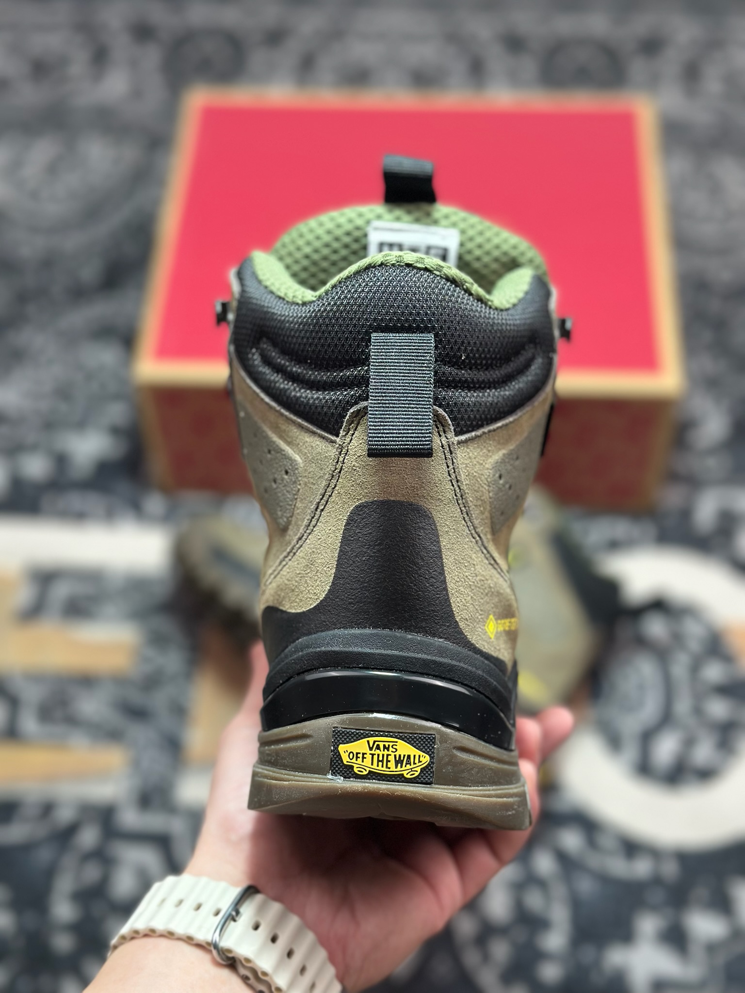 B580 Vans UltraRange Exo Hi Gore-tex Mte-3 万斯经典百搭休闲高帮板鞋户外靴-Chinese UA Cheap High Quatity Brand Clothes Bags handbags Sneakers wholesale wholesaler seller from China Factory suppliers Fashion Clothing Shoes best Quality Beautiful Price B580 Vans UltraRange Exo Hi Gore-tex Mte-3 万斯经典百搭休闲高帮板鞋户外靴