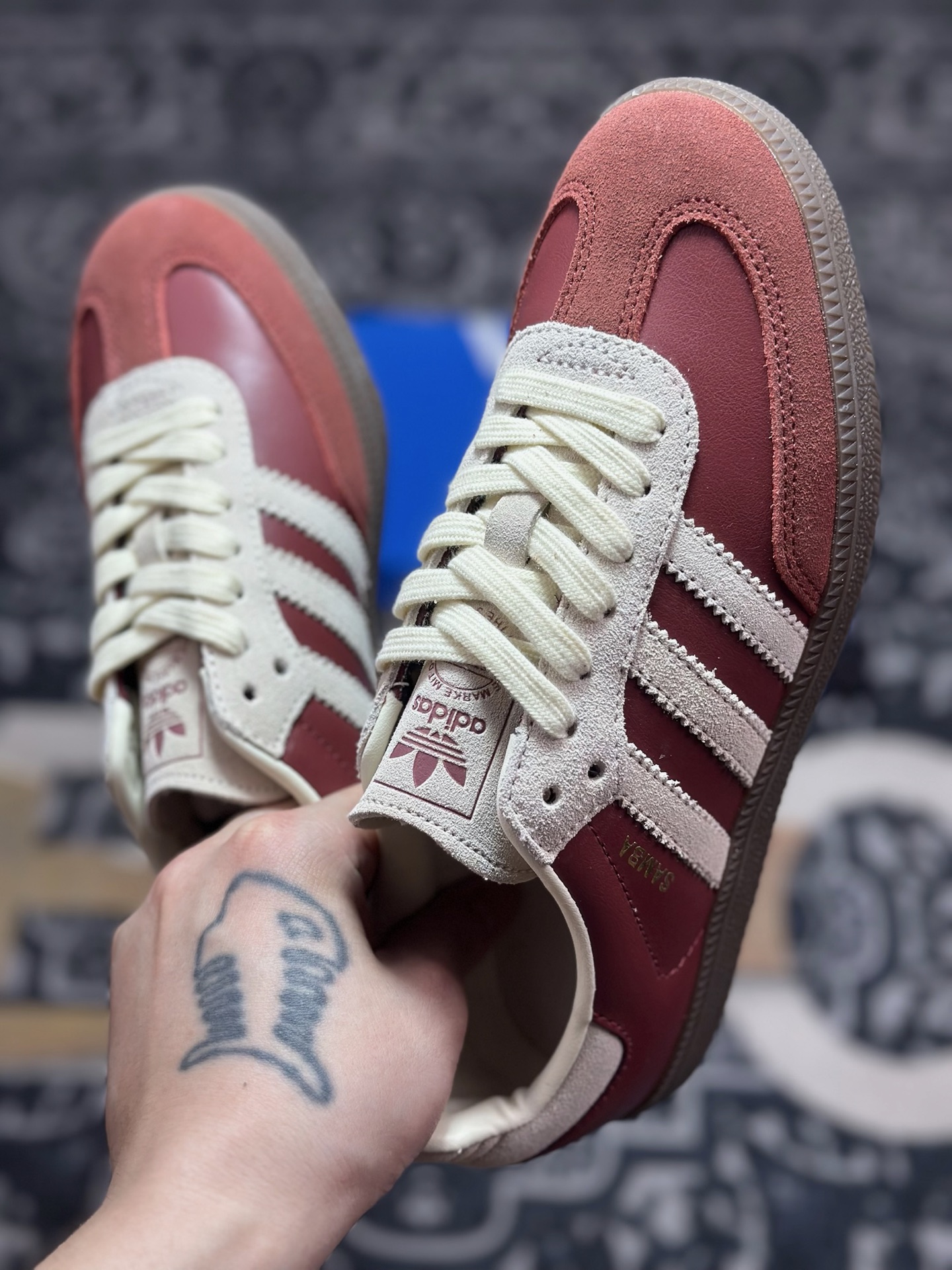 A410 AD Originals Samba OG 红白色 桑巴训练鞋 JI3216-Chinese UA Cheap High Quatity Brand Clothes Bags handbags Sneakers wholesale wholesaler seller from China Factory suppliers Fashion Clothing Shoes best Quality Beautiful Price A410 AD Originals Samba OG 红白色 桑巴训练鞋 JI3216