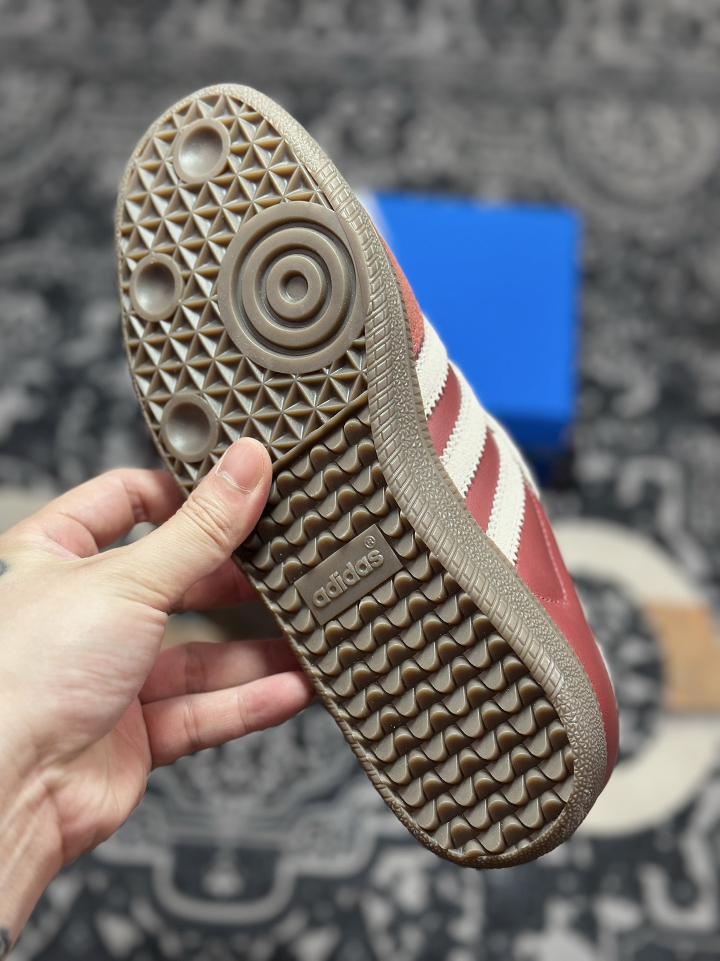 A410 AD Originals Samba OG 红白色 桑巴训练鞋 JI3216-Chinese UA Cheap High Quatity Brand Clothes Bags handbags Sneakers wholesale wholesaler seller from China Factory suppliers Fashion Clothing Shoes best Quality Beautiful Price A410 AD Originals Samba OG 红白色 桑巴训练鞋 JI3216