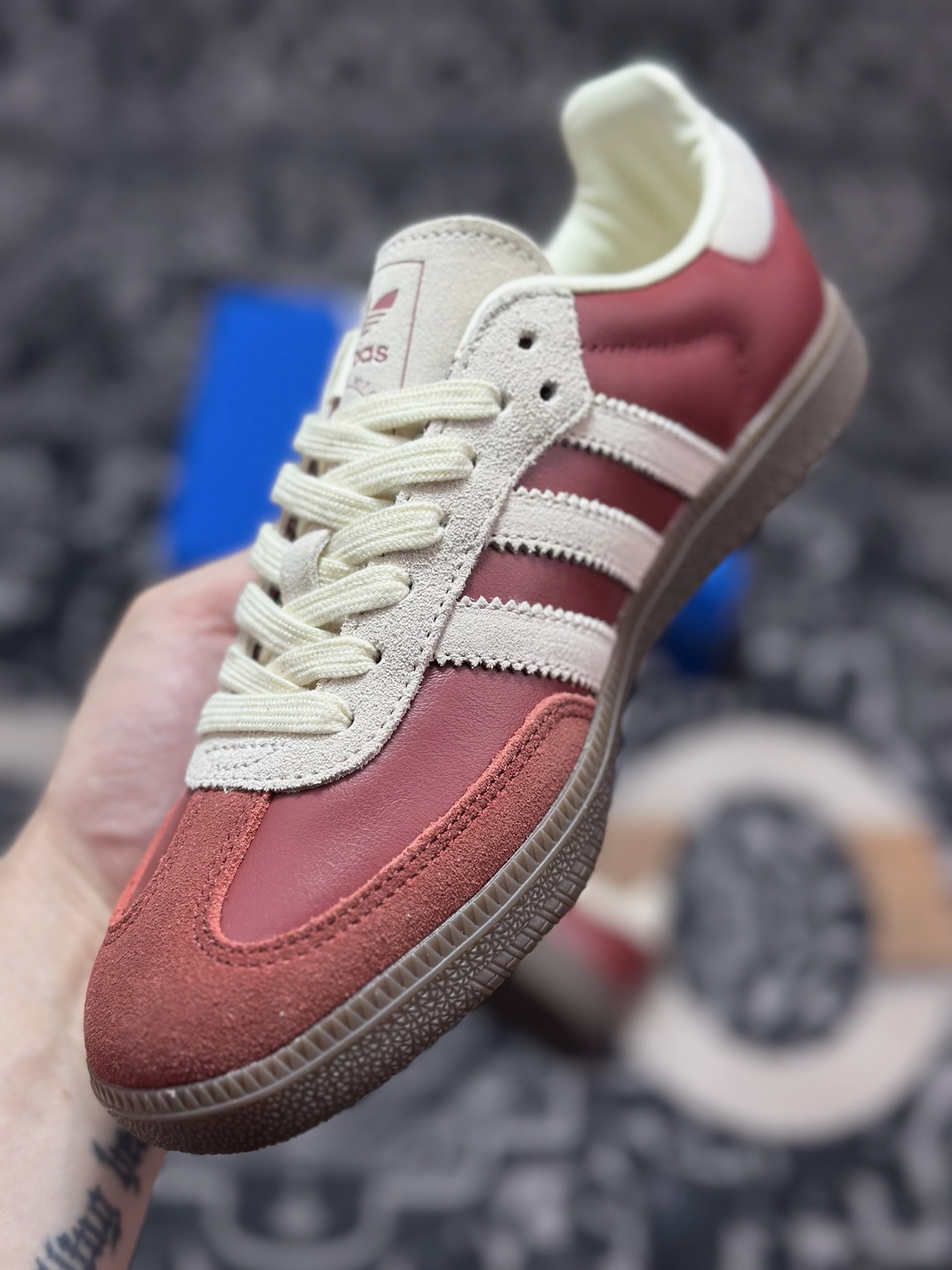 A410 AD Originals Samba OG 红白色 桑巴训练鞋 JI3216-Chinese UA Cheap High Quatity Brand Clothes Bags handbags Sneakers wholesale wholesaler seller from China Factory suppliers Fashion Clothing Shoes best Quality Beautiful Price A410 AD Originals Samba OG 红白色 桑巴训练鞋 JI3216