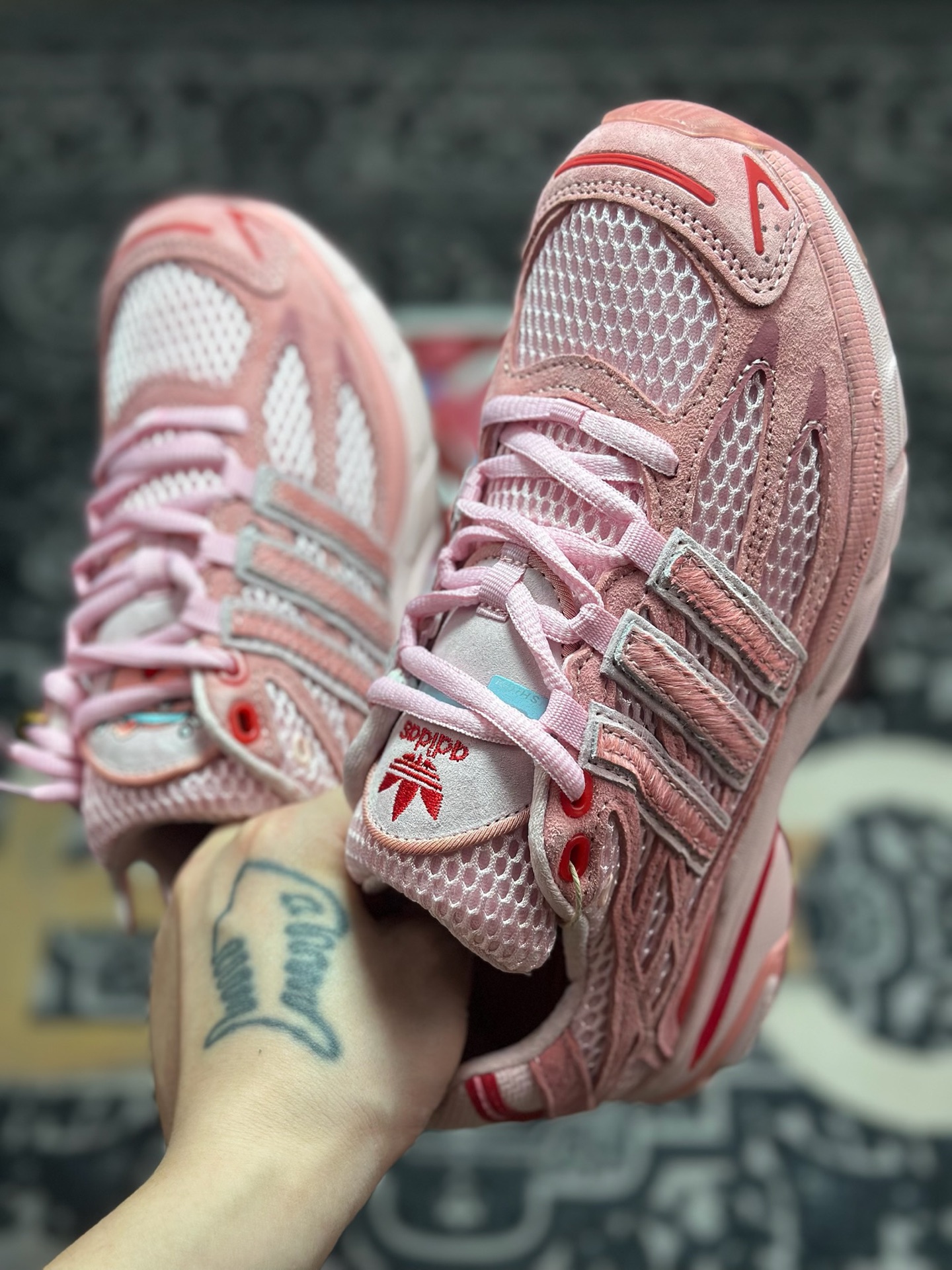 B320 Unheardof x AD Originals Adistar Cushion 粉红 复古前卫科技休闲运动老爹鞋 JS2974-Chinese UA Cheap High Quatity Brand Clothes Bags handbags Sneakers wholesale wholesaler seller from China Factory suppliers Fashion Clothing Shoes best Quality Beautiful Price B320 Unheardof x AD Originals Adistar Cushion 粉红 复古前卫科技休闲运动老爹鞋 JS2974