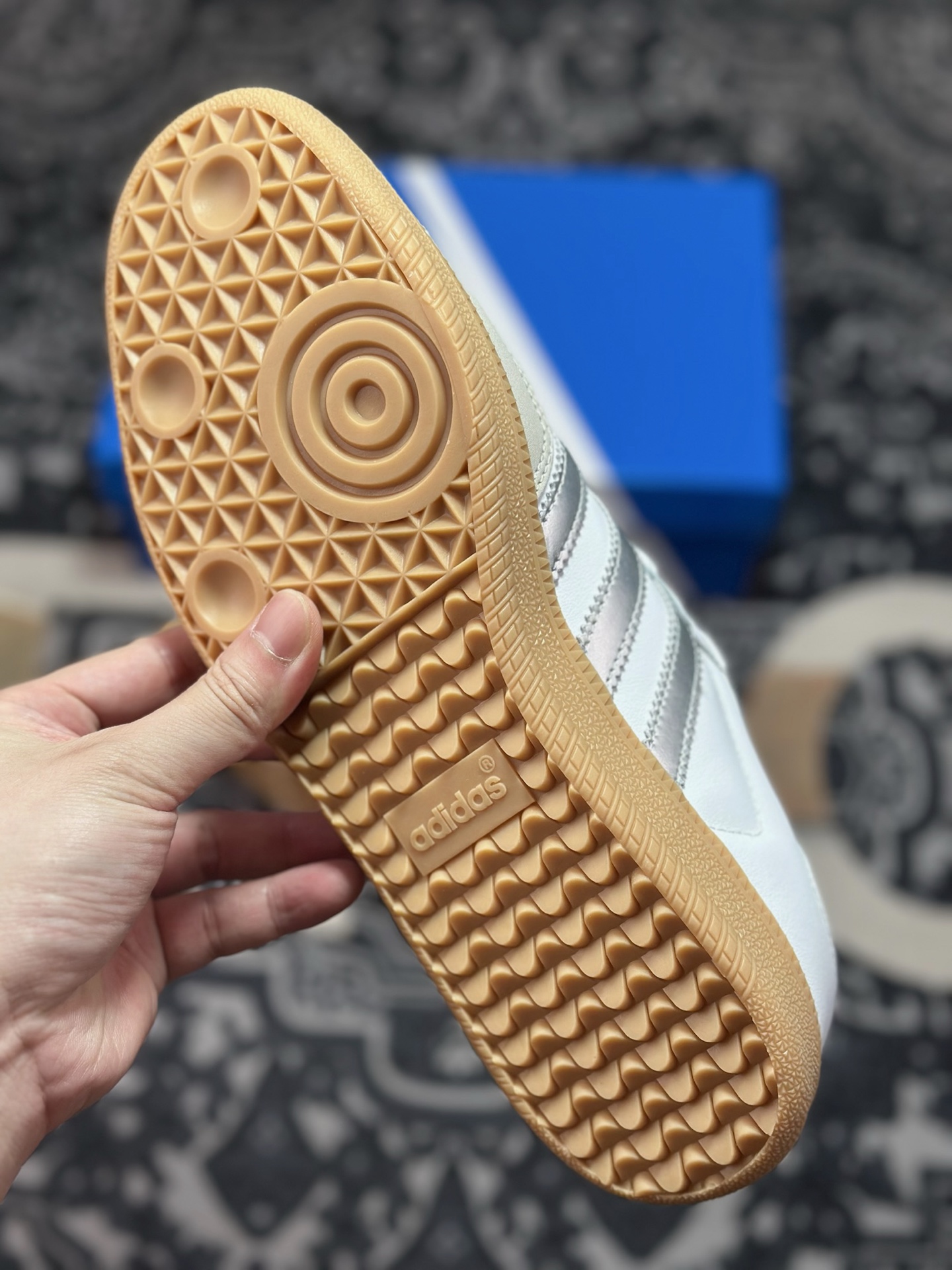 A460 adidoriginals Samba OG 米银白色 JI2725-Chinese UA Cheap High Quatity Brand Clothes Bags handbags Sneakers wholesale wholesaler seller from China Factory suppliers Fashion Clothing Shoes best Quality Beautiful Price A460 adidoriginals Samba OG 米银白色 JI2725