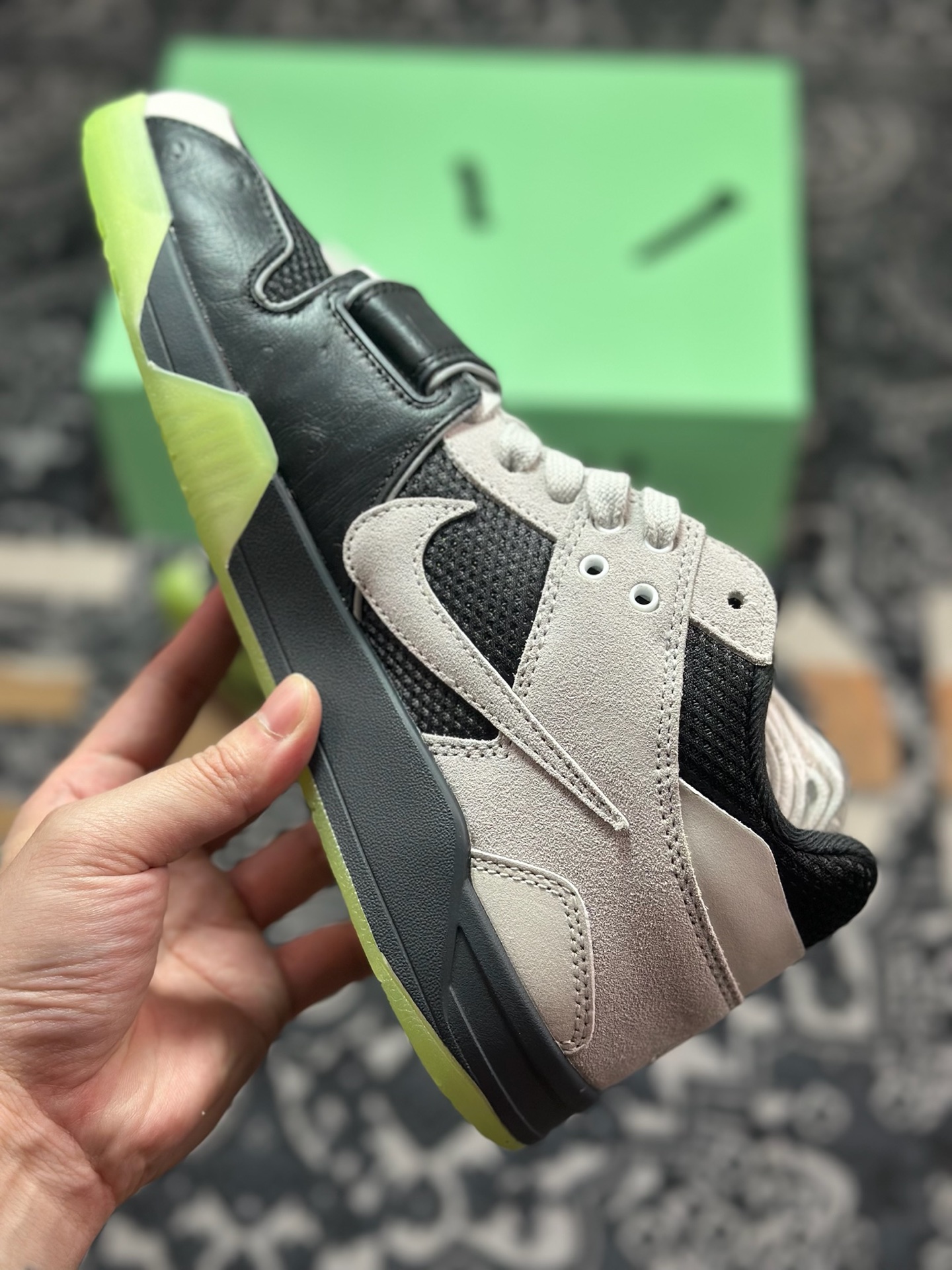 优选  纯原版本 Travis Scott x Air Jordan Executive The Check 联名款复古文化篮球鞋 IH7971-001