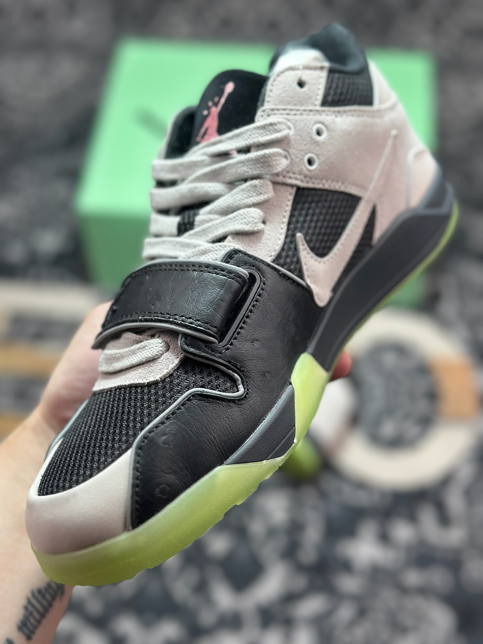 优选  纯原版本 Travis Scott x Air Jordan Executive The Check 联名款复古文化篮球鞋 IH7971-001