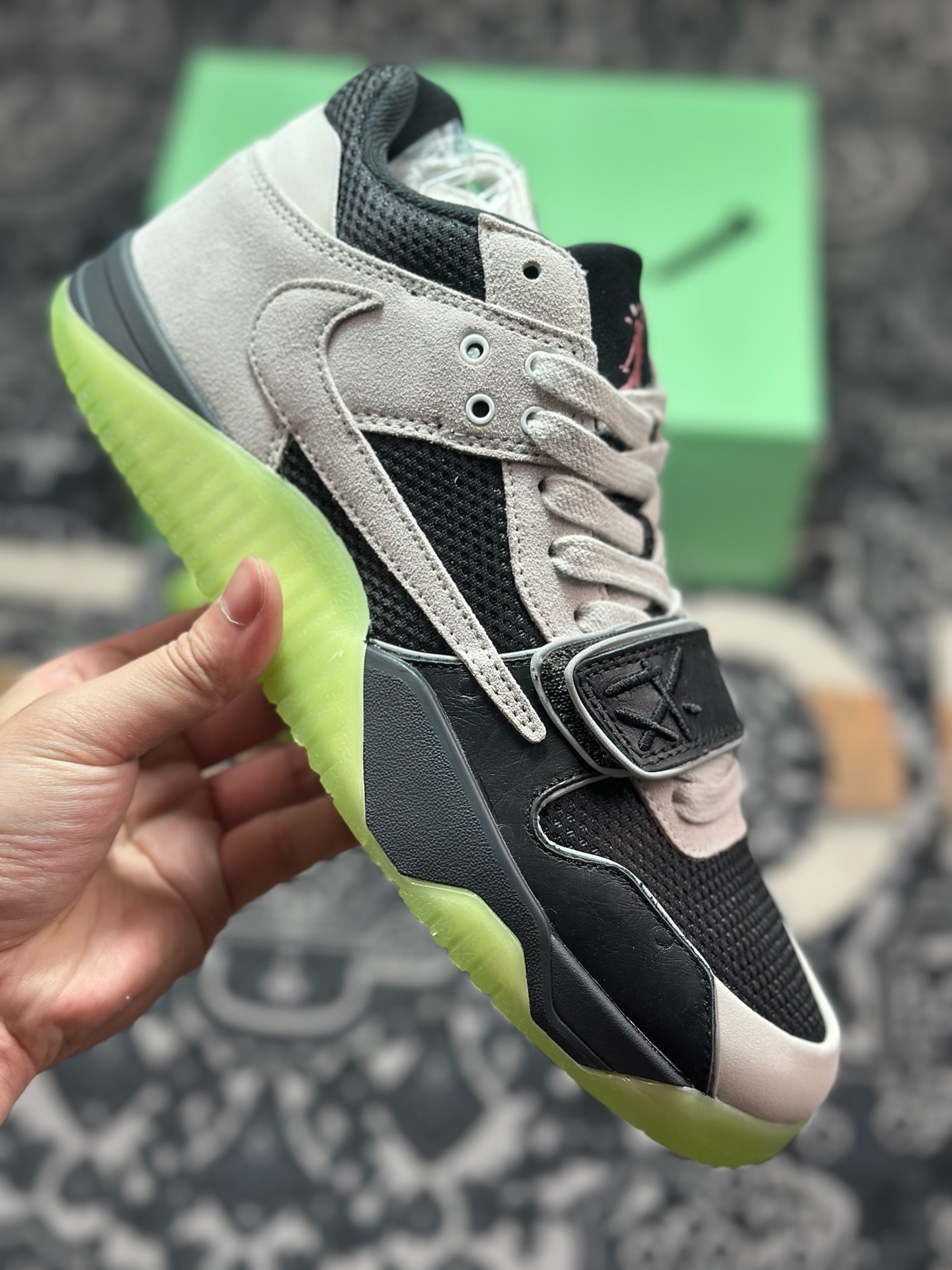 优选  纯原版本 Travis Scott x Air Jordan Executive The Check 联名款复古文化篮球鞋 IH7971-001