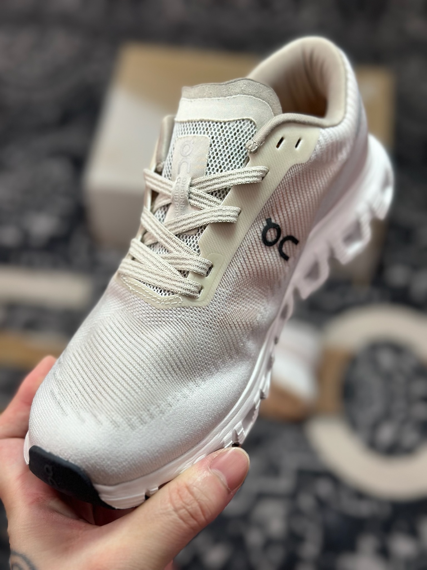 A620 On昂跑 Cloud 6 Push 户外休闲机能轻量跑步鞋 3WF10041114 白灰粉 3WF10043001 白绿蓝-Chinese UA Cheap High Quatity Brand Clothes Bags handbags Sneakers wholesale wholesaler seller from China Factory suppliers Fashion Clothing Shoes best Quality Beautiful Price A620 On昂跑 Cloud 6 Push 户外休闲机能轻量跑步鞋 3WF10041114 白灰粉 3WF10043001 白绿蓝