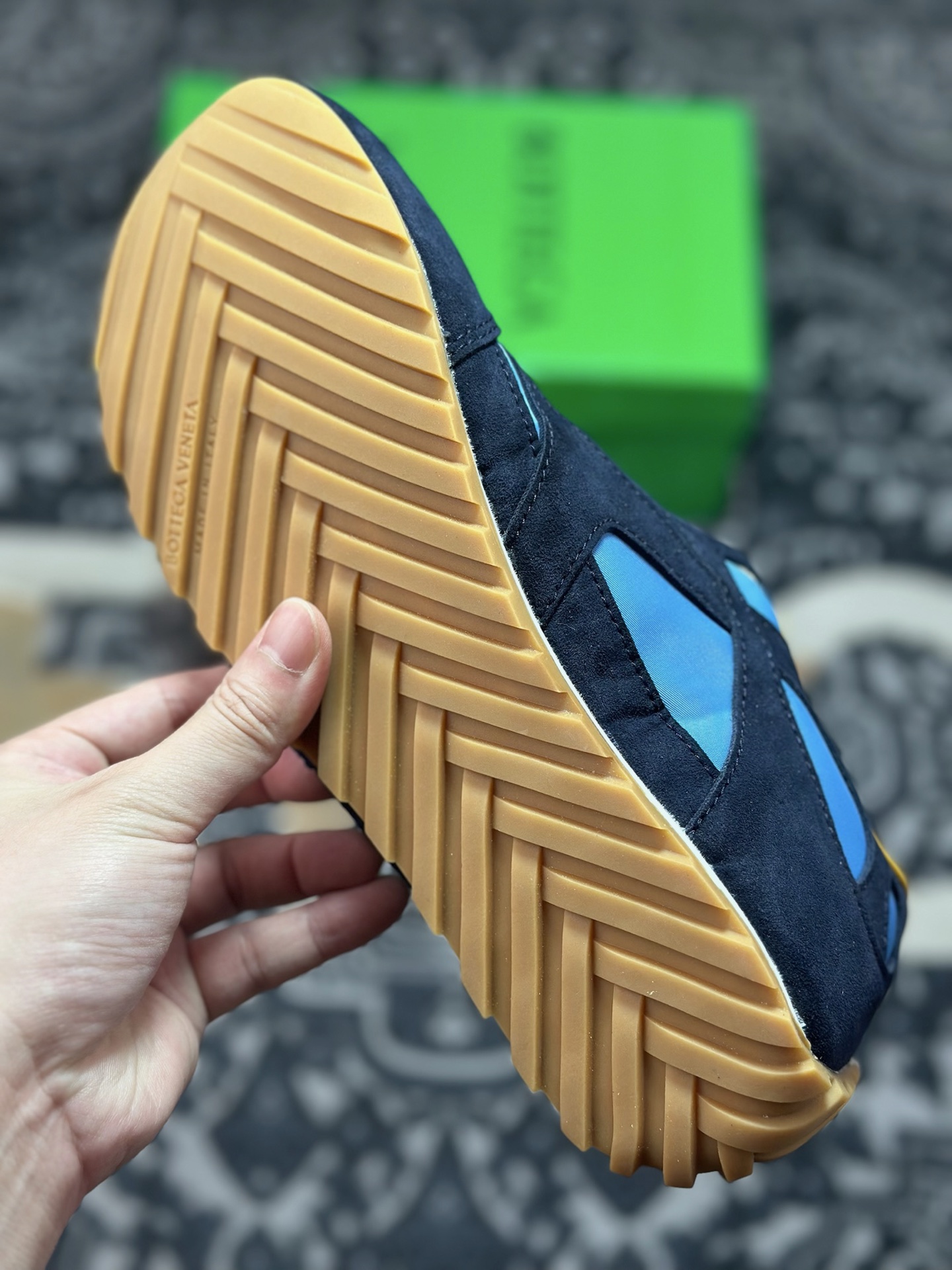 A820 Bottega Veneta Orbit Flash 葆蝶家 圆头系带薄底低帮生活休闲鞋-Chinese UA Cheap High Quatity Brand Clothes Bags handbags Sneakers wholesale wholesaler seller from China Factory suppliers Fashion Clothing Shoes best Quality Beautiful Price A820 Bottega Veneta Orbit Flash 葆蝶家 圆头系带薄底低帮生活休闲鞋