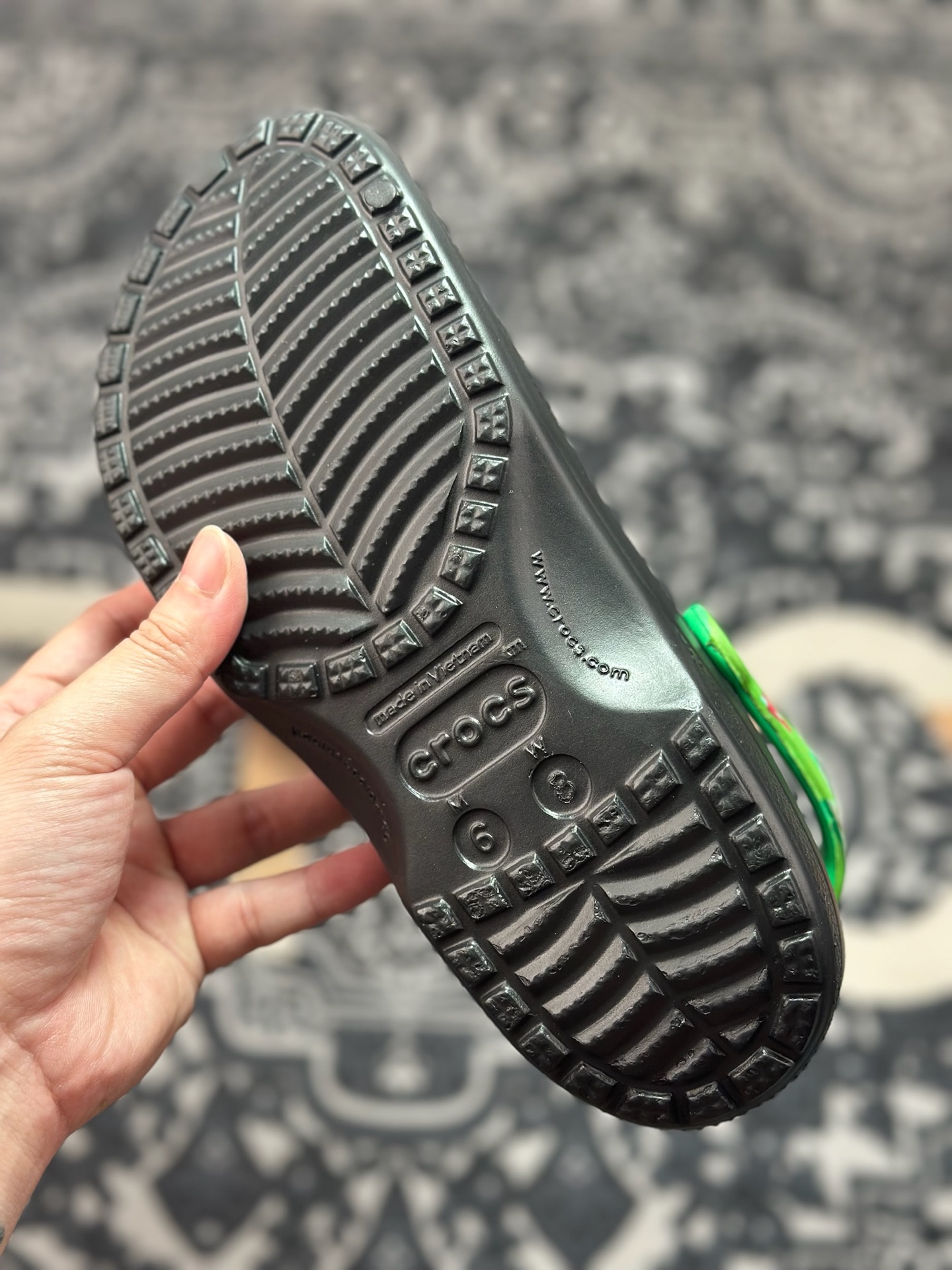 A140 Bape x Crocs 卡骆驰 Clog 联名款洞洞鞋 拖鞋凉鞋-Chinese UA Cheap High Quatity Brand Clothes Bags handbags Sneakers wholesale wholesaler seller from China Factory suppliers Fashion Clothing Shoes best Quality Beautiful Price A140 Bape x Crocs 卡骆驰 Clog 联名款洞洞鞋 拖鞋凉鞋