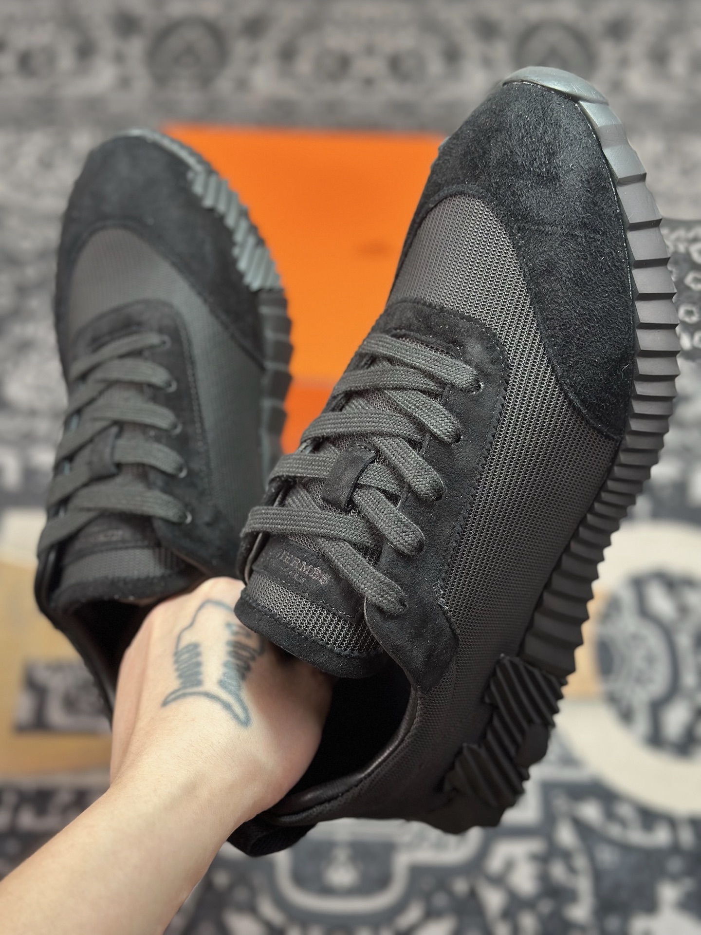 C400 爱马仕/Hermès Bouncing Low Sneaker 跳跃系列低帮轻便透气百搭休闲运动鞋“网布全黑”H231764ZH9-Chinese UA Cheap High Quatity Brand Clothes Bags handbags Sneakers wholesale wholesaler seller from China Factory suppliers Fashion Clothing Shoes best Quality Beautiful Price C400 爱马仕/Hermès Bouncing Low Sneaker 跳跃系列低帮轻便透气百搭休闲运动鞋“网布全黑”H231764ZH9