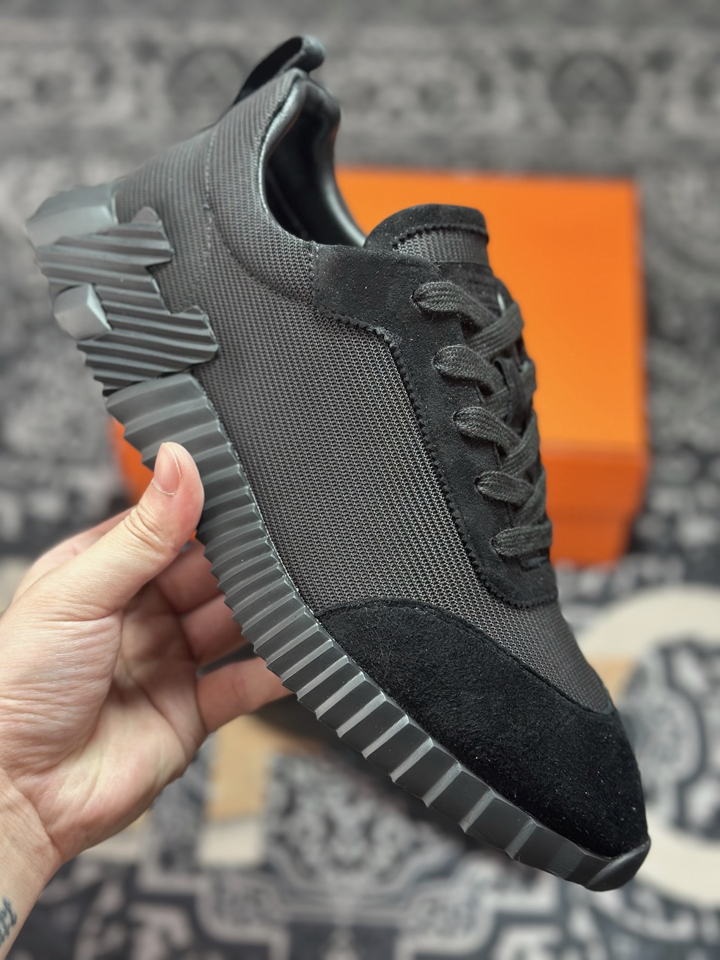 C400 爱马仕/Hermès Bouncing Low Sneaker 跳跃系列低帮轻便透气百搭休闲运动鞋“网布全黑”H231764ZH9-Chinese UA Cheap High Quatity Brand Clothes Bags handbags Sneakers wholesale wholesaler seller from China Factory suppliers Fashion Clothing Shoes best Quality Beautiful Price C400 爱马仕/Hermès Bouncing Low Sneaker 跳跃系列低帮轻便透气百搭休闲运动鞋“网布全黑”H231764ZH9