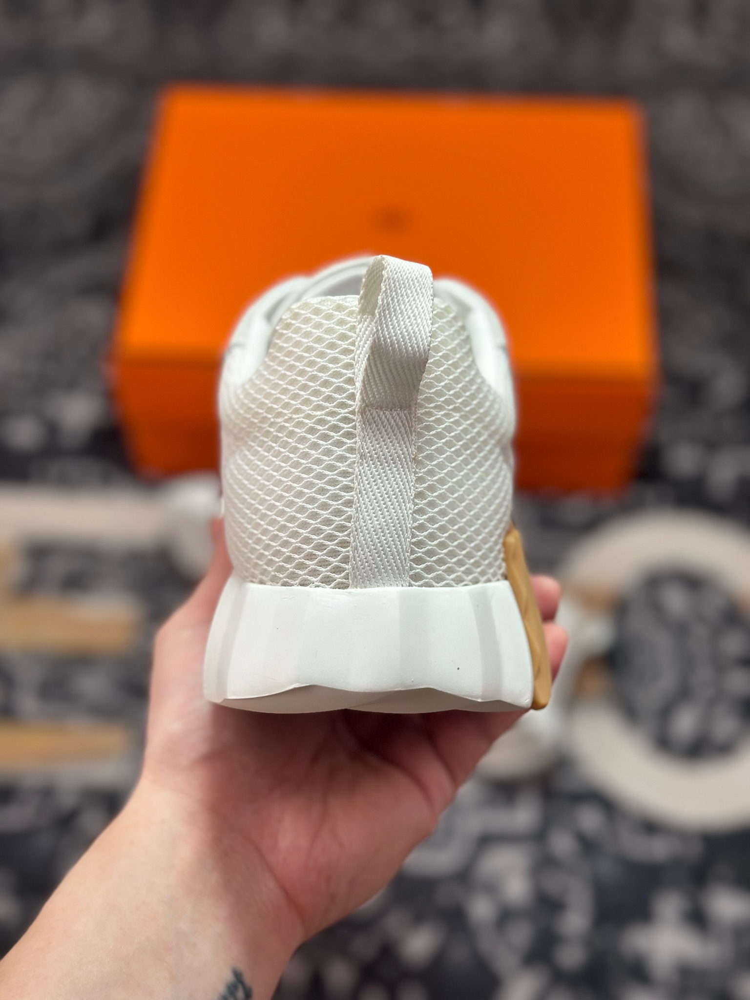 C400 爱马仕/Hermès Bouncing Low Sneaker 跳跃系列低帮轻便透气百搭休闲运动鞋“网布白棕”H231764ZH91390