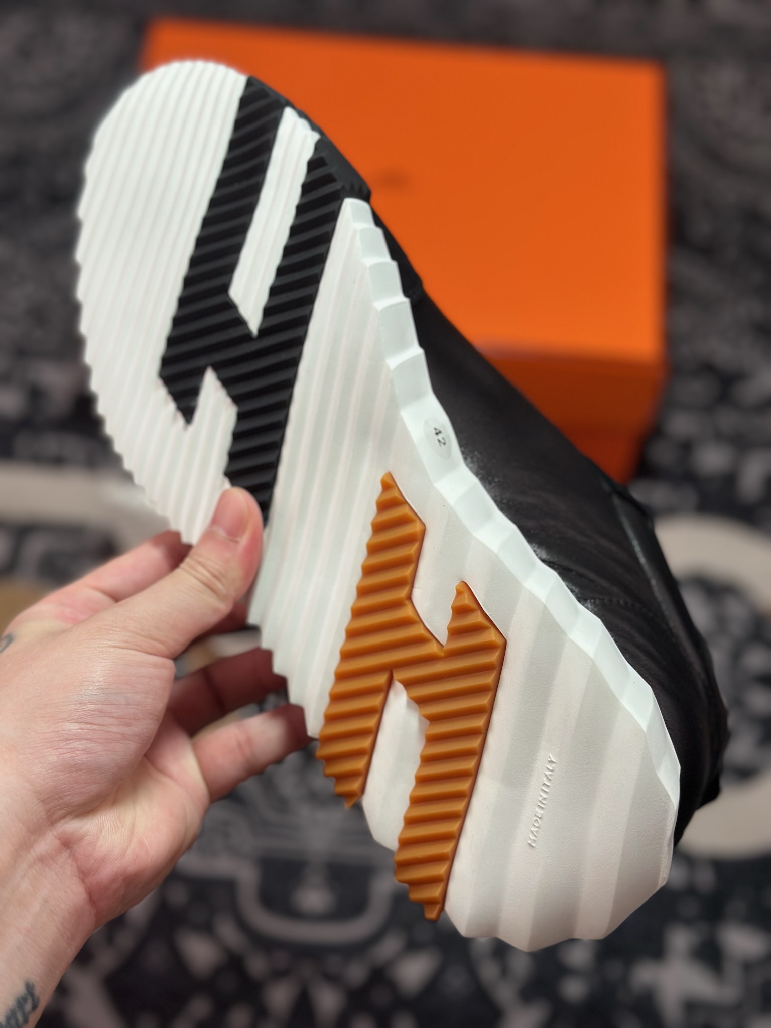 C640 爱马仕/Hermès Bouncing Low Sneaker 跳跃系列低帮轻便透气百搭休闲运动鞋“皮面黑白棕”H231764ZH9