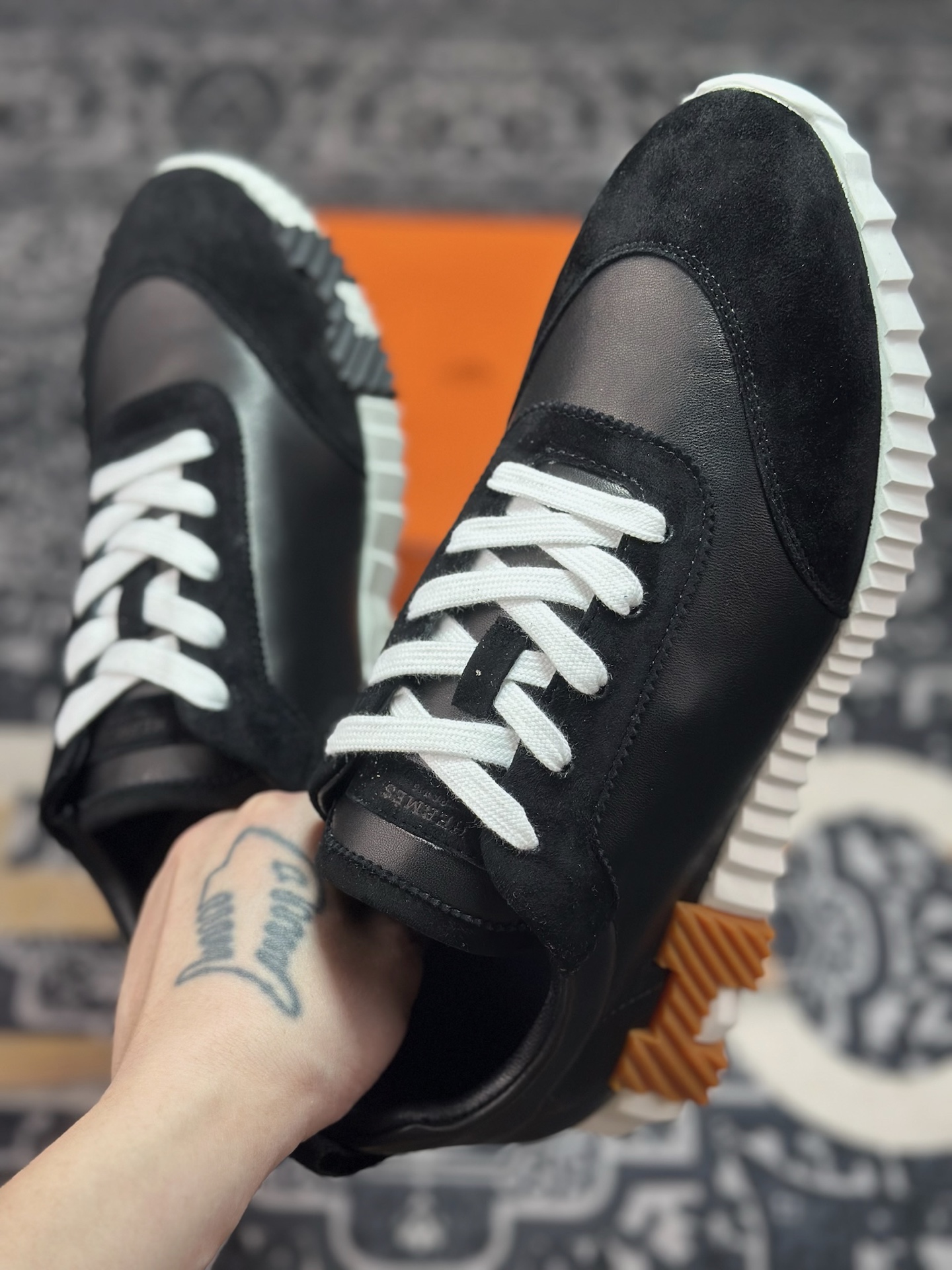 C640 爱马仕/Hermès Bouncing Low Sneaker 跳跃系列低帮轻便透气百搭休闲运动鞋“皮面黑白棕”H231764ZH9