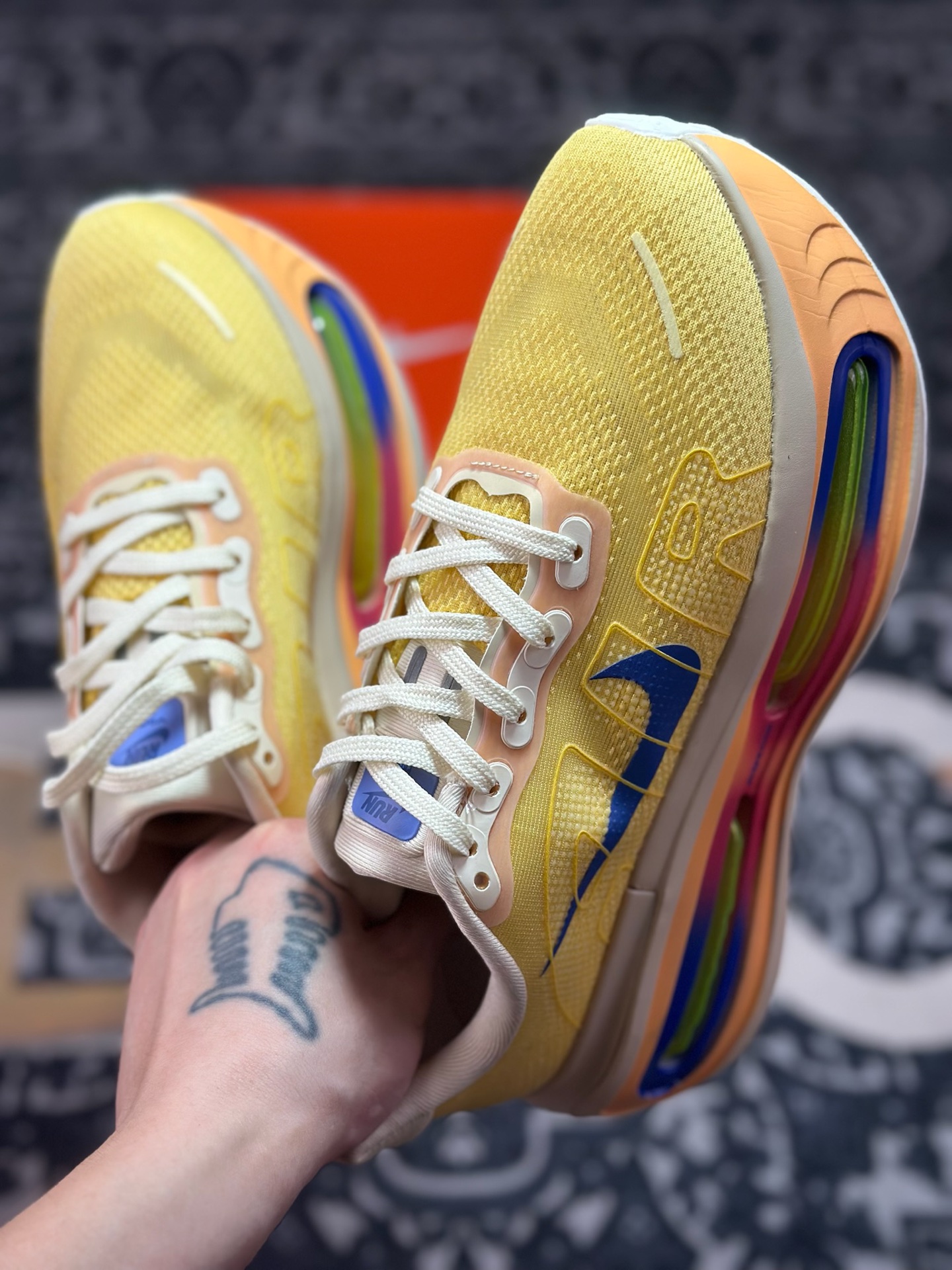 A920 Nike ZOOM PREMIUM 耐克 飞马 舒适减震防滑 低帮跑步鞋 FN8453-025-Chinese UA Cheap High Quatity Brand Clothes Bags handbags Sneakers wholesale wholesaler seller from China Factory suppliers Fashion Clothing Shoes best Quality Beautiful Price A920 Nike ZOOM PREMIUM 耐克 飞马 舒适减震防滑 低帮跑步鞋 FN8453-025