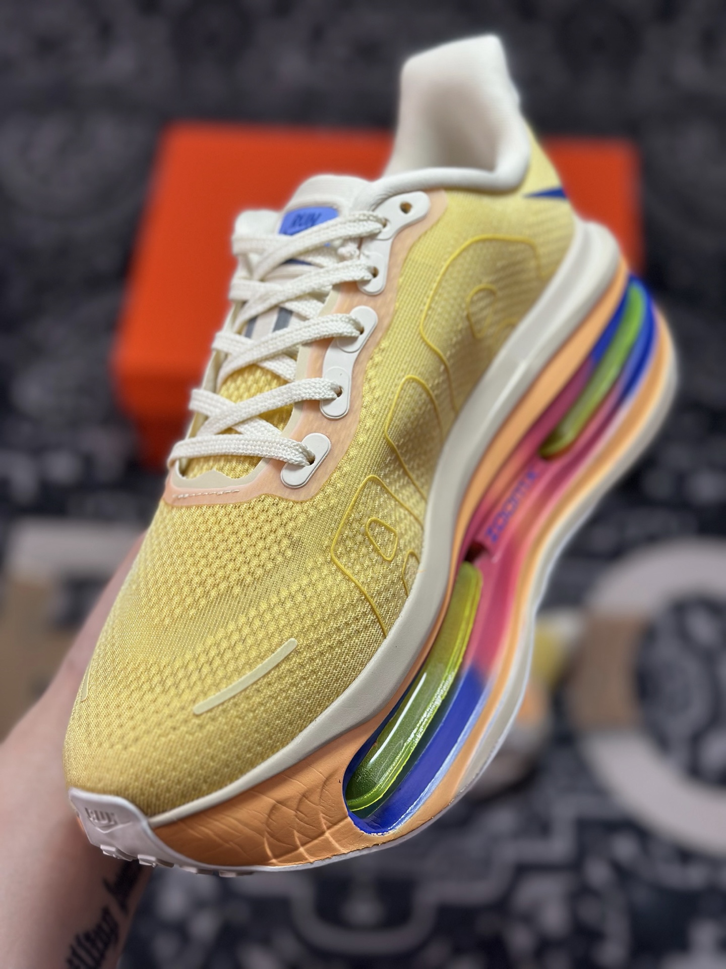 A920 Nike ZOOM PREMIUM 耐克 飞马 舒适减震防滑 低帮跑步鞋 FN8453-025-Chinese UA Cheap High Quatity Brand Clothes Bags handbags Sneakers wholesale wholesaler seller from China Factory suppliers Fashion Clothing Shoes best Quality Beautiful Price A920 Nike ZOOM PREMIUM 耐克 飞马 舒适减震防滑 低帮跑步鞋 FN8453-025
