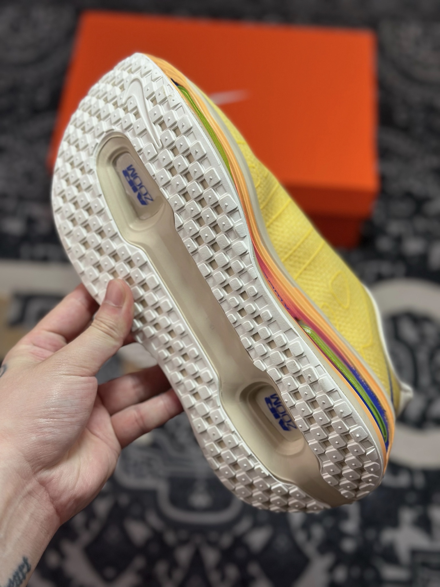 A920 Nike ZOOM PREMIUM 耐克 飞马 舒适减震防滑 低帮跑步鞋 FN8453-025-Chinese UA Cheap High Quatity Brand Clothes Bags handbags Sneakers wholesale wholesaler seller from China Factory suppliers Fashion Clothing Shoes best Quality Beautiful Price A920 Nike ZOOM PREMIUM 耐克 飞马 舒适减震防滑 低帮跑步鞋 FN8453-025