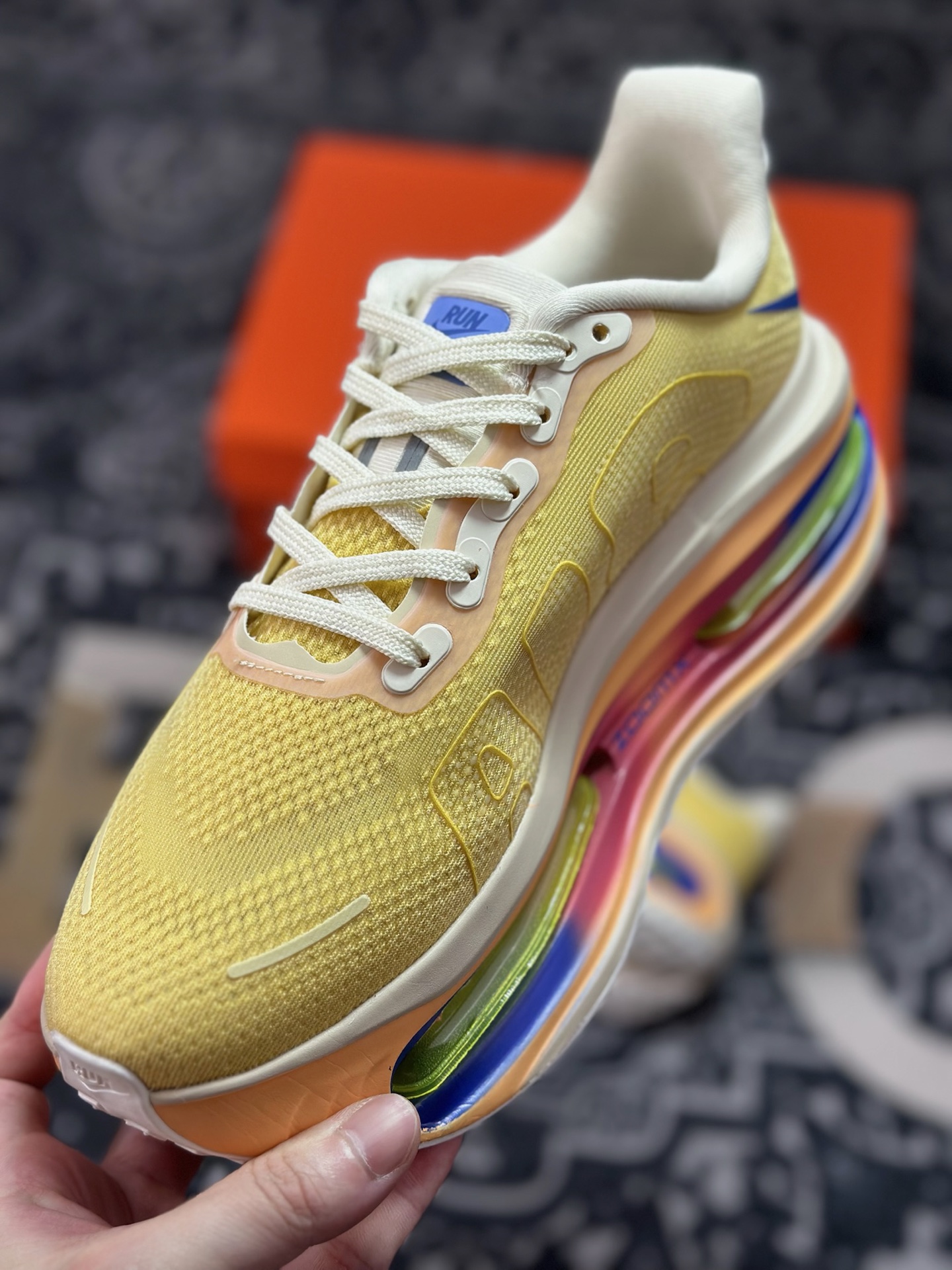 A920 Nike ZOOM PREMIUM 耐克 飞马 舒适减震防滑 低帮跑步鞋 FN8453-025-Chinese UA Cheap High Quatity Brand Clothes Bags handbags Sneakers wholesale wholesaler seller from China Factory suppliers Fashion Clothing Shoes best Quality Beautiful Price A920 Nike ZOOM PREMIUM 耐克 飞马 舒适减震防滑 低帮跑步鞋 FN8453-025