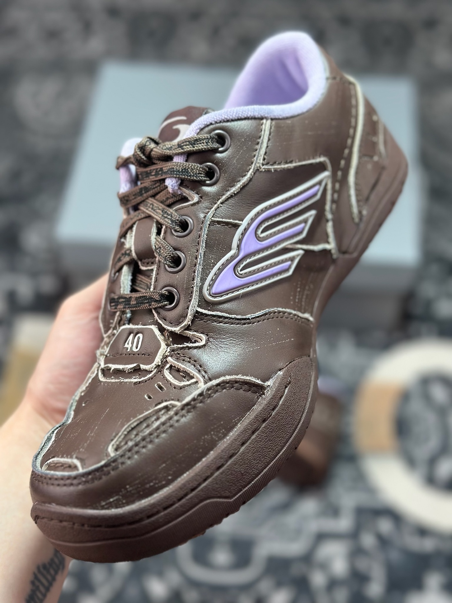 D280 优选 Balenciaga 巴黎世家 Hamptons 手工做旧款 牛皮革 复古圆头系带低帮休闲鞋-Chinese UA Cheap High Quatity Brand Clothes Bags handbags Sneakers wholesale wholesaler seller from China Factory suppliers Fashion Clothing Shoes best Quality Beautiful Price D280 优选 Balenciaga 巴黎世家 Hamptons 手工做旧款 牛皮革 复古圆头系带低帮休闲鞋