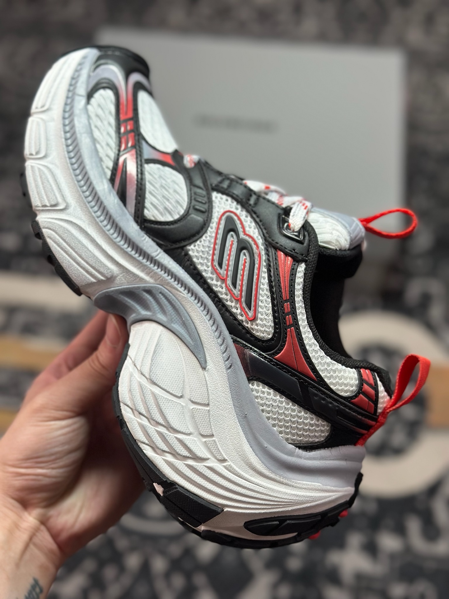巴黎世家BALENCIAGA Cargo Sneaker 10XL船型系列低帮复古阔型厚底底姥爹风潮流百搭休闲运动鞋“白黑红做旧”815853 W2MV2 0125 6XL