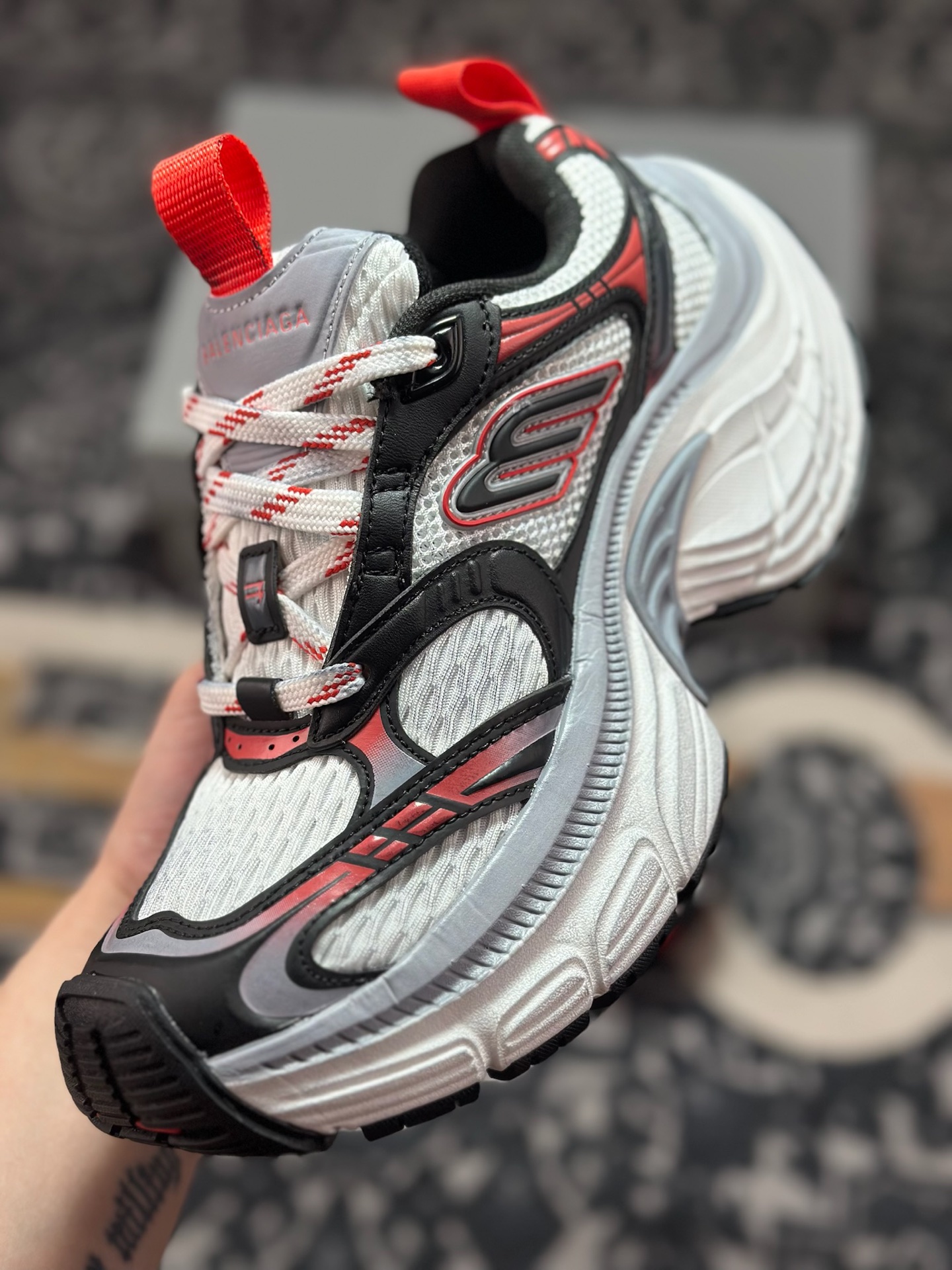 巴黎世家BALENCIAGA Cargo Sneaker 10XL船型系列低帮复古阔型厚底底姥爹风潮流百搭休闲运动鞋“白黑红做旧”815853 W2MV2 0125 6XL