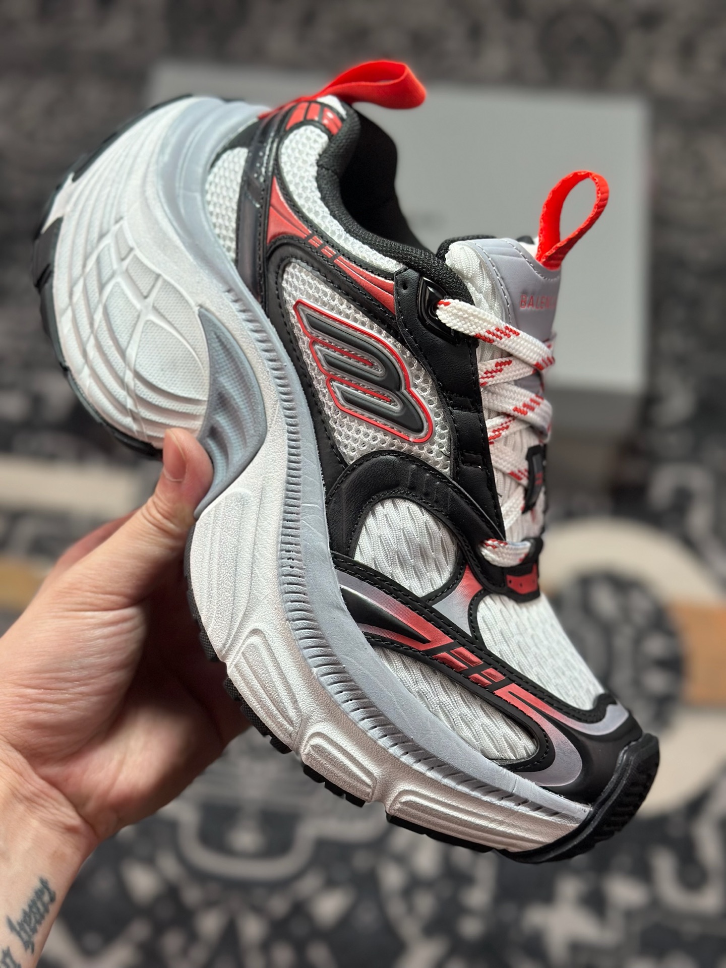 巴黎世家BALENCIAGA Cargo Sneaker 10XL船型系列低帮复古阔型厚底底姥爹风潮流百搭休闲运动鞋“白黑红做旧”815853 W2MV2 0125 6XL