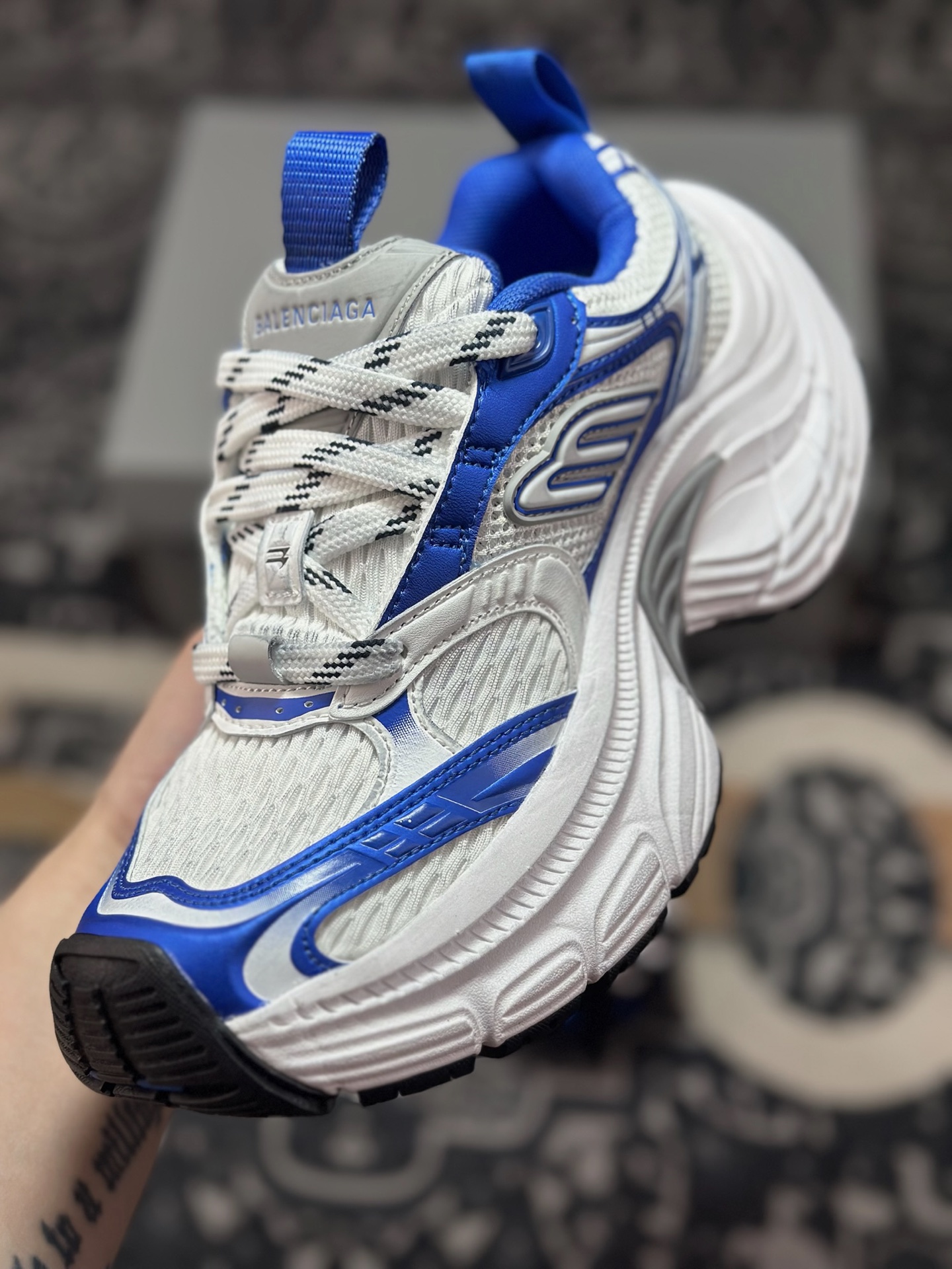 C740 巴黎世家BALENCIAGA Cargo Sneaker 10XL船型系列低帮复古阔型厚底底姥爹风潮流百搭休闲运动鞋“白蓝做旧”815853 W2MV2 0125 6XL-Chinese UA Cheap High Quatity Brand Clothes Bags handbags Sneakers wholesale wholesaler seller from China Factory suppliers Fashion Clothing Shoes best Quality Beautiful Price C740 巴黎世家BALENCIAGA Cargo Sneaker 10XL船型系列低帮复古阔型厚底底姥爹风潮流百搭休闲运动鞋“白蓝做旧”815853 W2MV2 0125 6XL