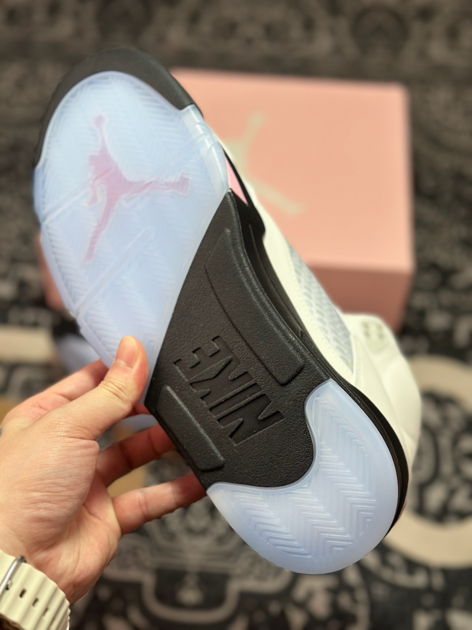 D040 优选 纯原 Air Jordan 5 Retro AJ5乔5 文化篮球鞋 HQ7978-102-Chinese UA Cheap High Quatity Brand Clothes Bags handbags Sneakers wholesale wholesaler seller from China Factory suppliers Fashion Clothing Shoes best Quality Beautiful Price D040 优选 纯原 Air Jordan 5 Retro AJ5乔5 文化篮球鞋 HQ7978-102