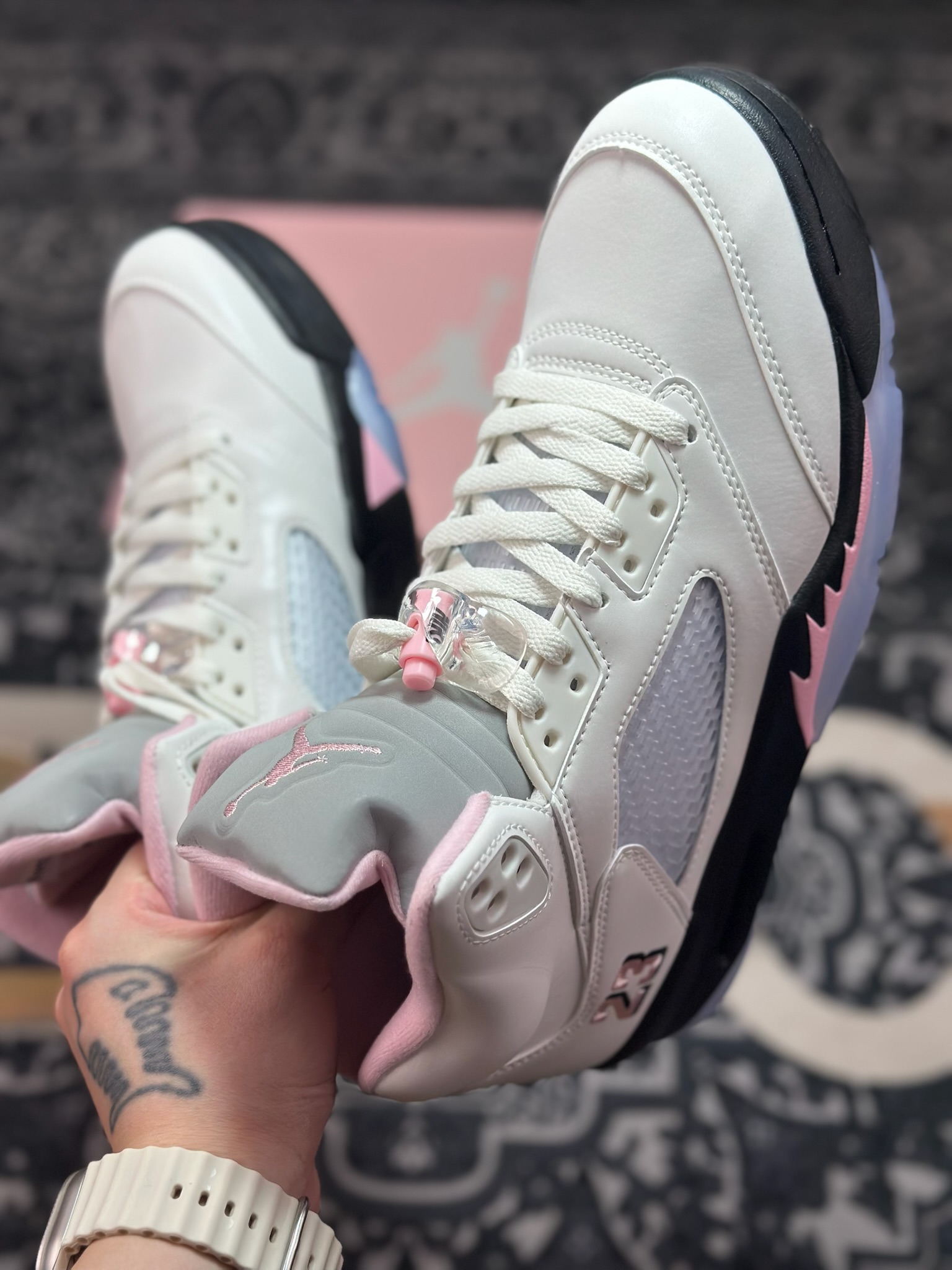 D040 优选 纯原 Air Jordan 5 Retro AJ5乔5 文化篮球鞋 HQ7978-102-Chinese UA Cheap High Quatity Brand Clothes Bags handbags Sneakers wholesale wholesaler seller from China Factory suppliers Fashion Clothing Shoes best Quality Beautiful Price D040 优选 纯原 Air Jordan 5 Retro AJ5乔5 文化篮球鞋 HQ7978-102